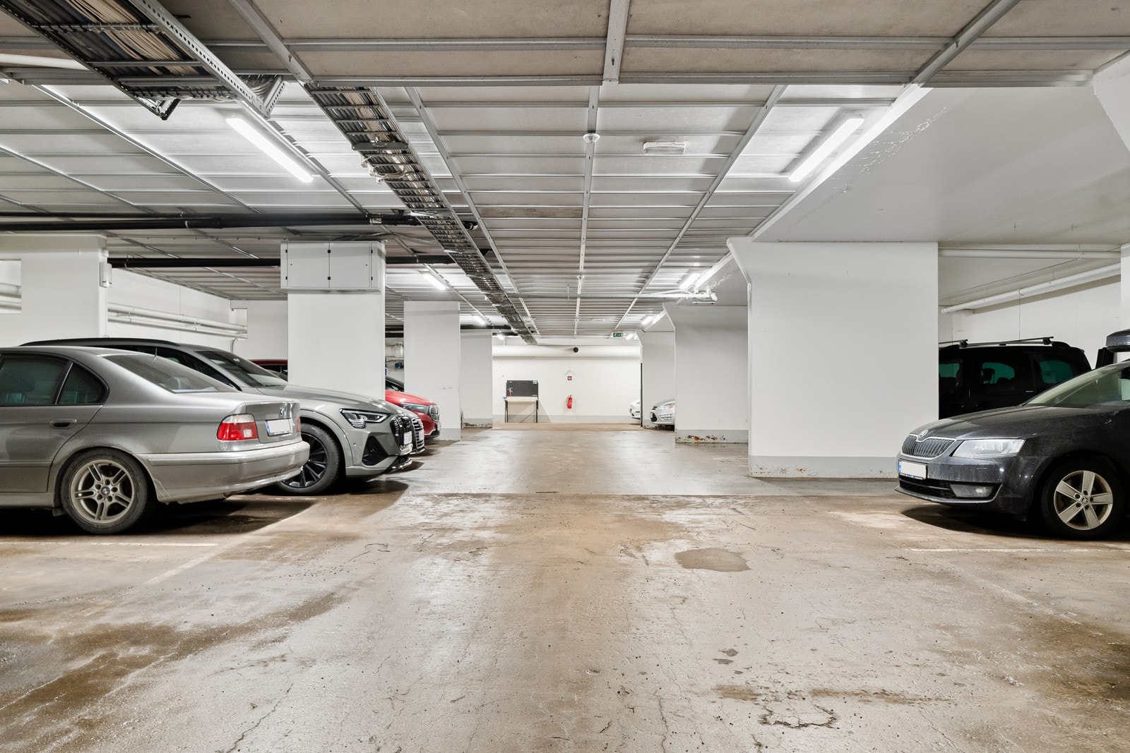 Og for de som trenger parkering, er det mulighet for leie av garasjeplass, inkludert flere med elbillader. Galleribilde