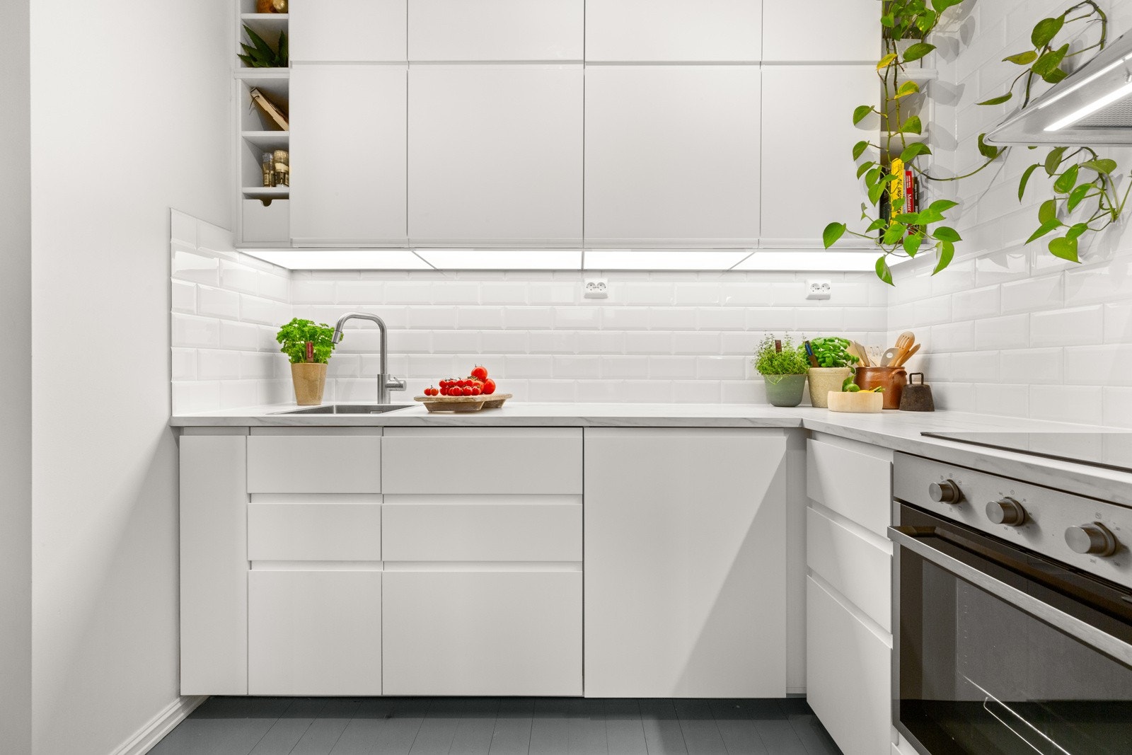 Flott Ikea kjøkkeninnredning ny i 2021. Galleribilde