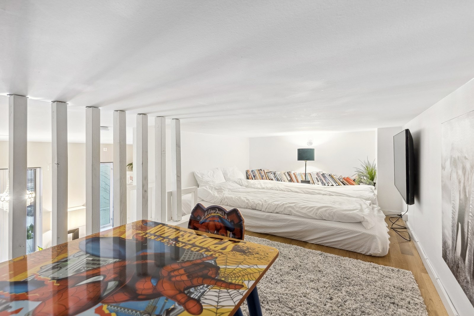 Skap ditt eget fristed på den romslige hemsen. Galleribilde