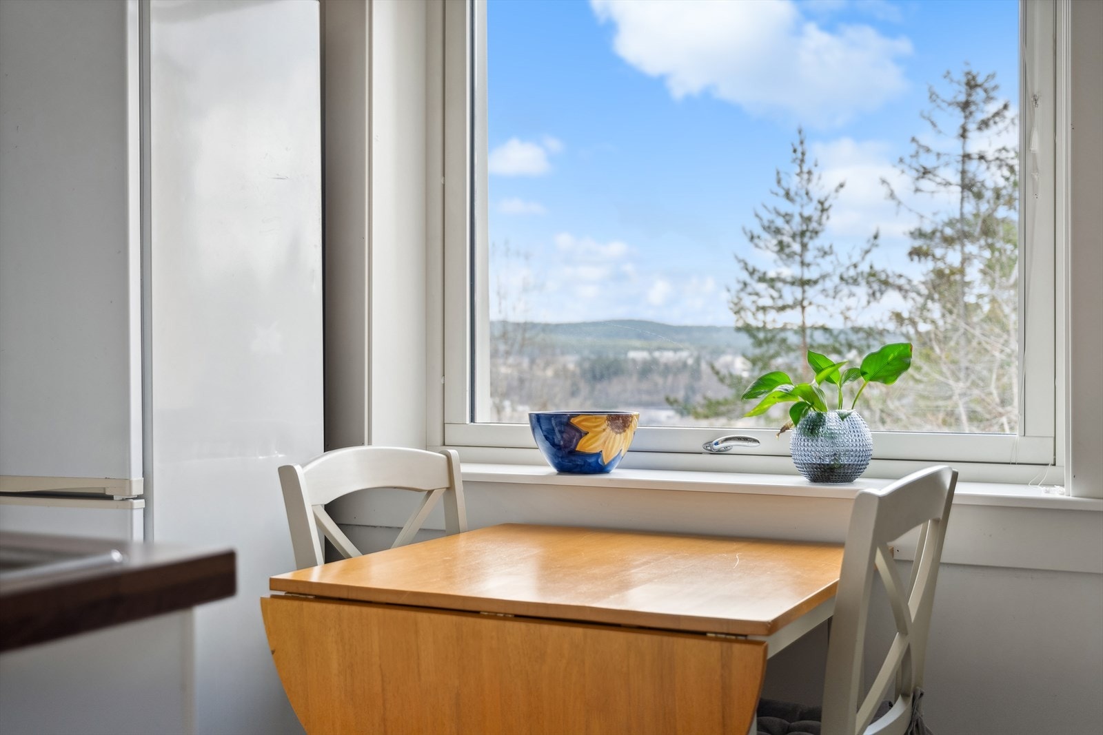 Her er det plass til et hyggelig frokostbord. Galleribilde