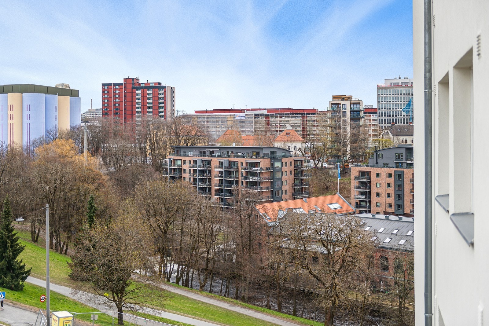 Utsikten mot Akerselva rett ved Galleribilde