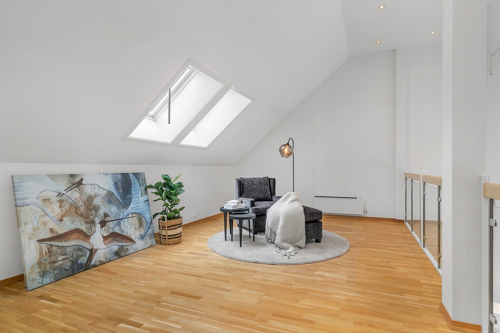 Mesanin med plass til kontor og TV-stue Galleribilde