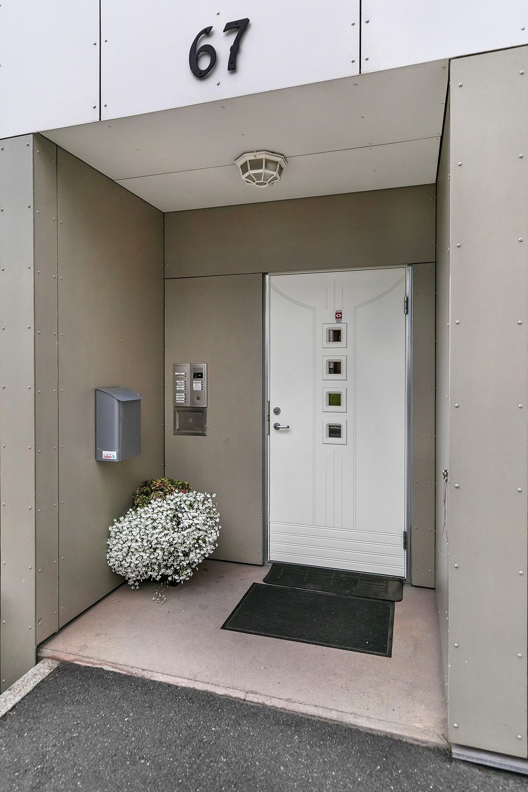 Inngangsparti fra Dronningens gate Galleribilde