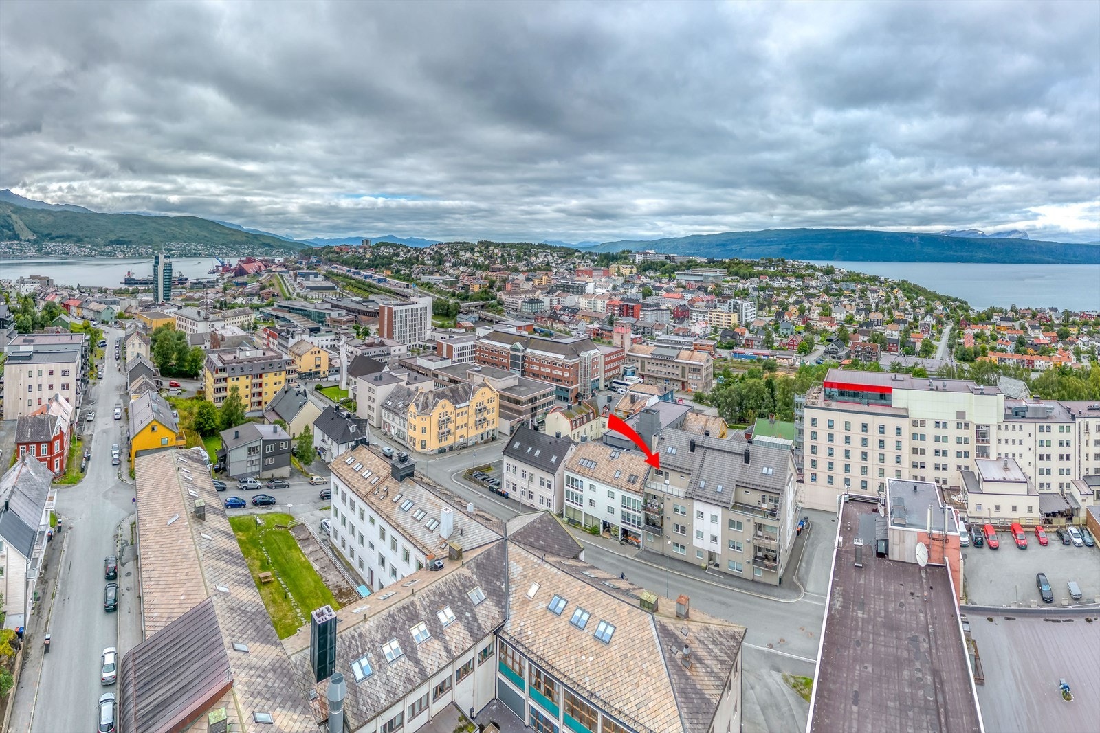 Beliggende i sentrum med nærhet til alle sentrumsfasiliteter Galleribilde