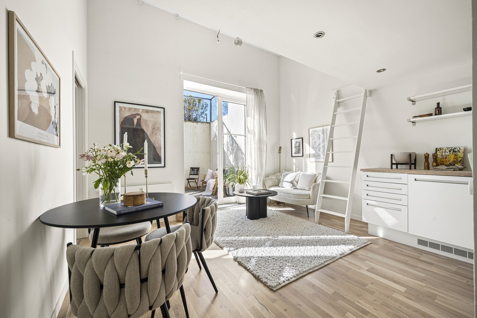 Leiligheten har en innflytningsklar og moderne standard. Galleribilde