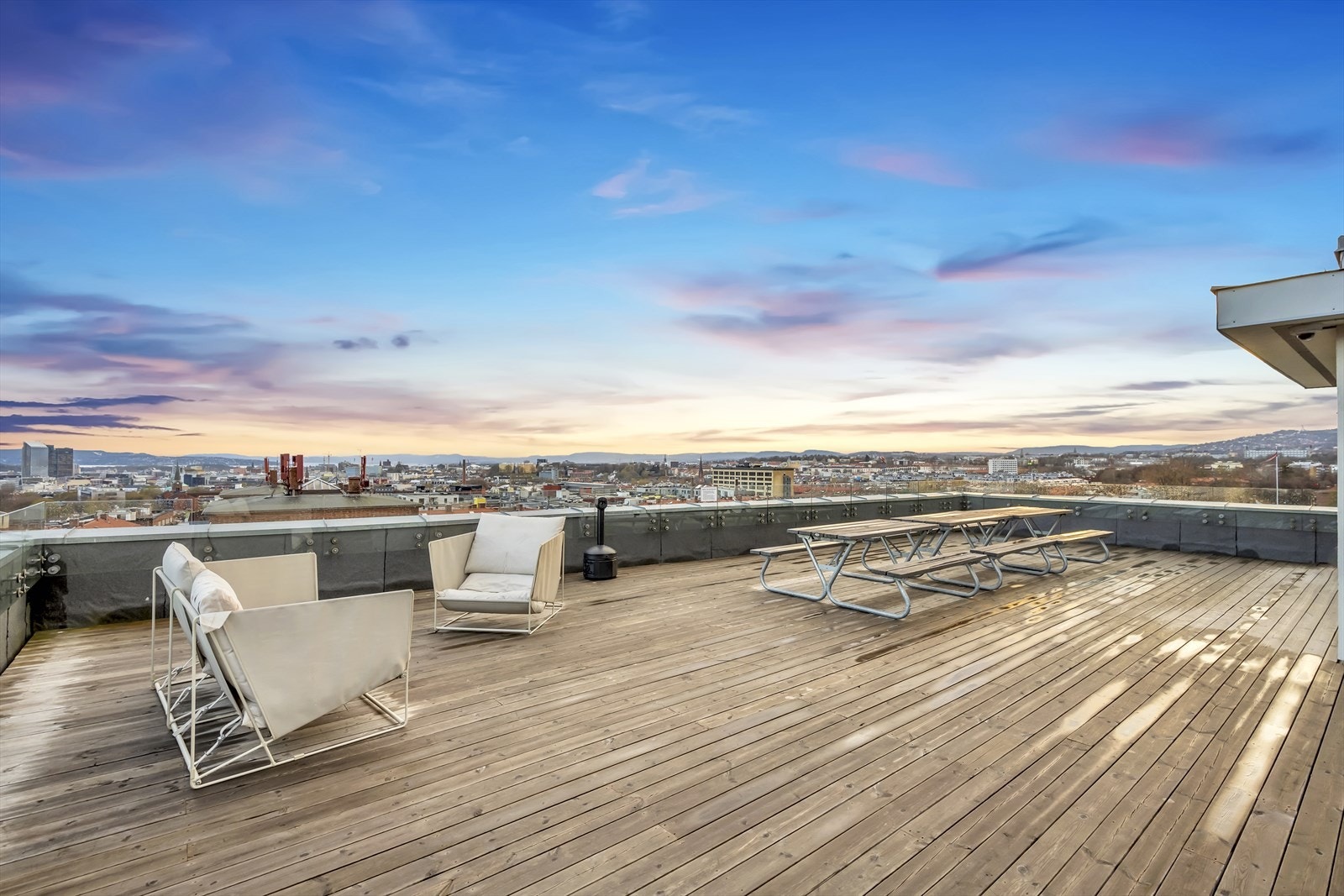 For større sammenkomster kan du benytte deg at takterrassen. Galleribilde