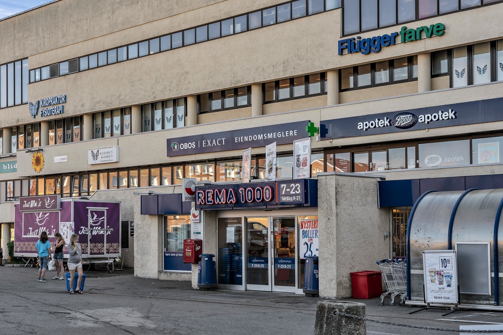 På senteret finner du en rekke butikker Galleribilde