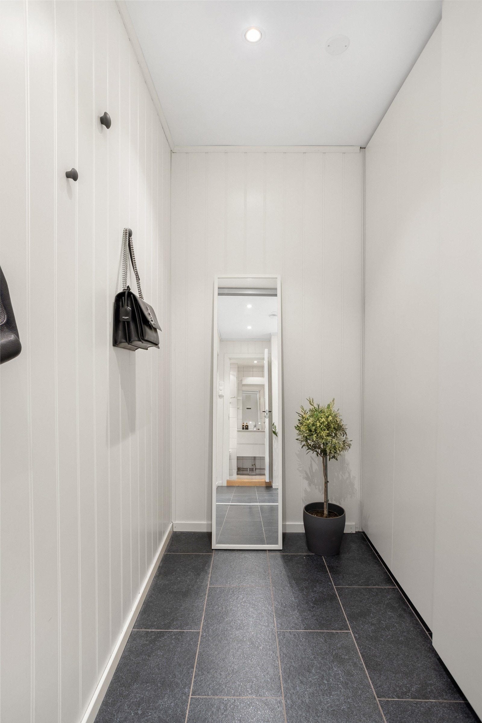 Meget praktisk omkledningsrom. Galleribilde