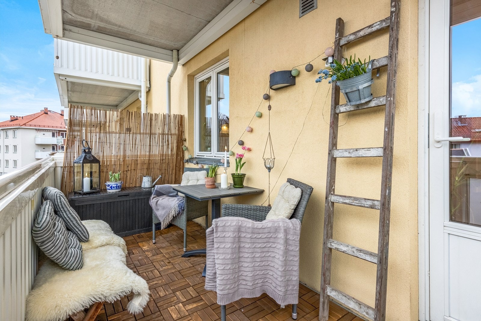 balkongen er på ca. 7kvm og er dermed av god størrelse. Galleribilde