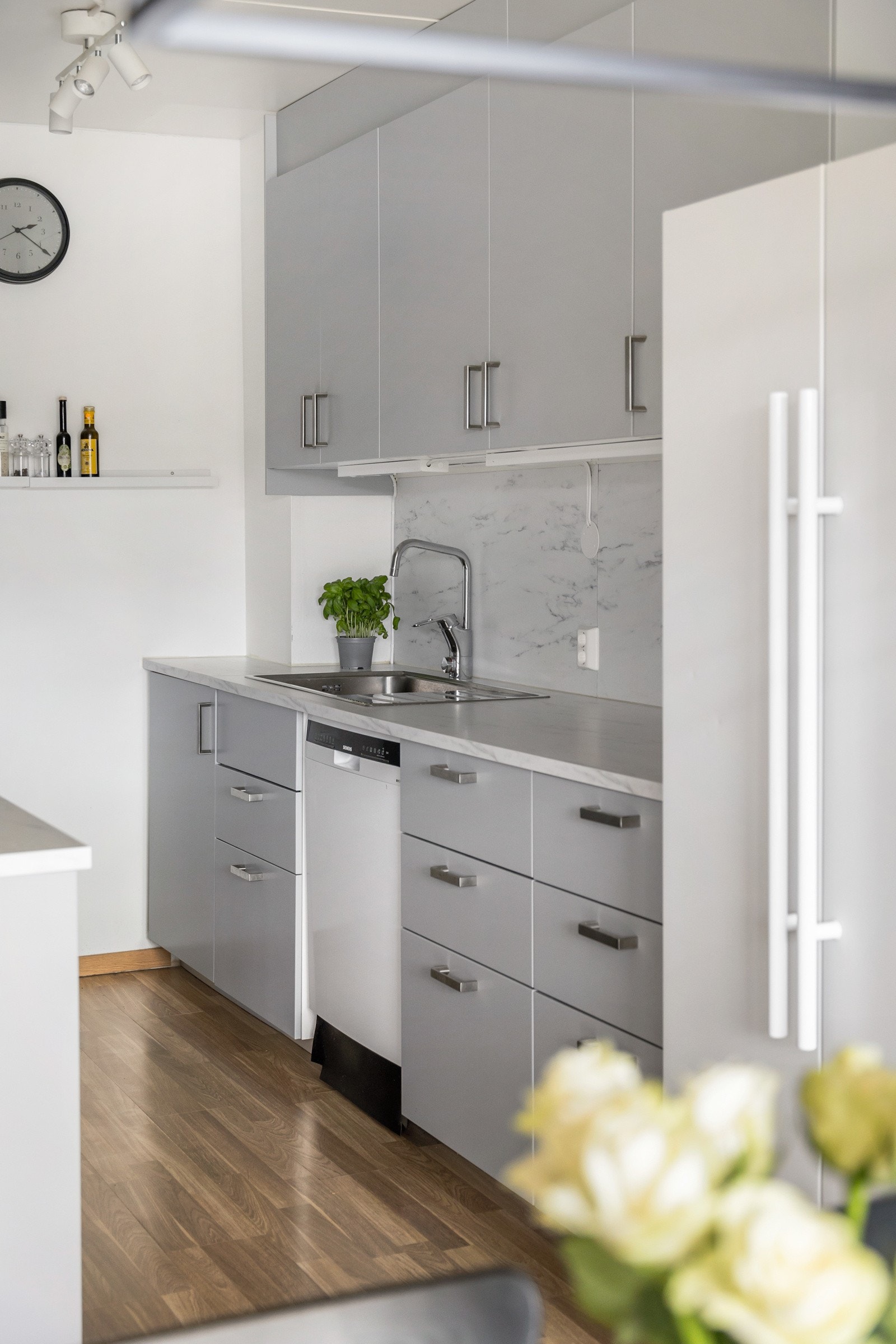 Meget romslig og arbeidsvennlig kjøkken Galleribilde