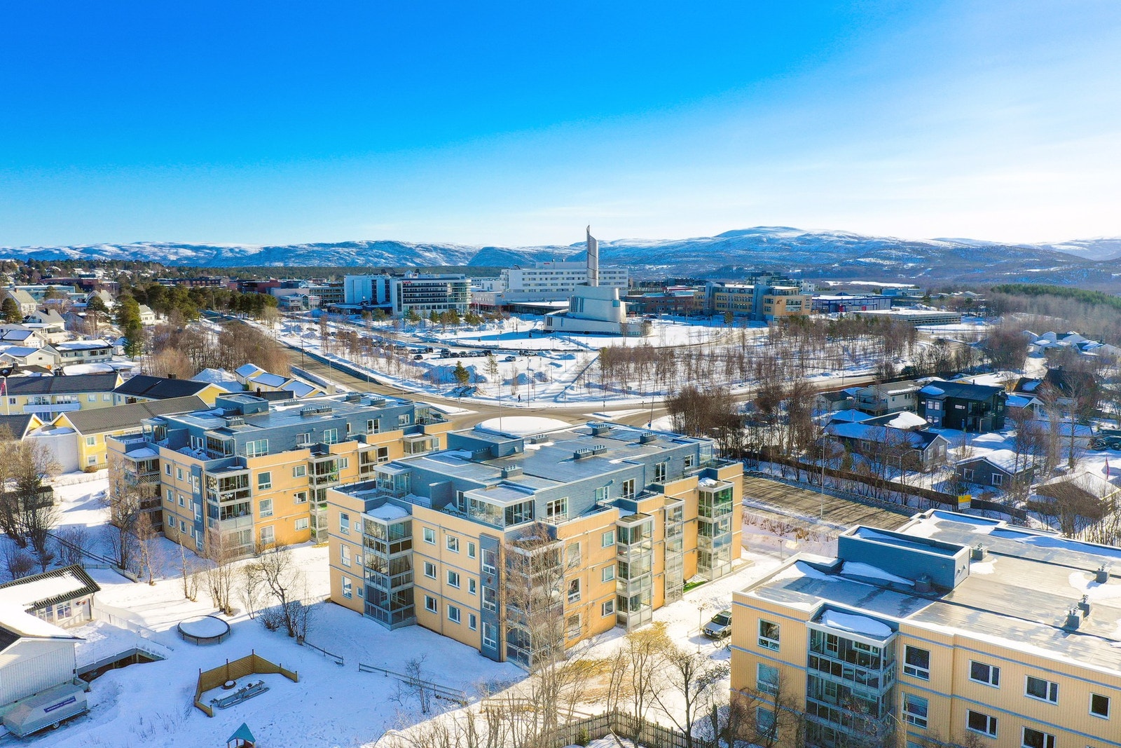Leiligheten har nærhet til Alta sentrum. Galleribilde