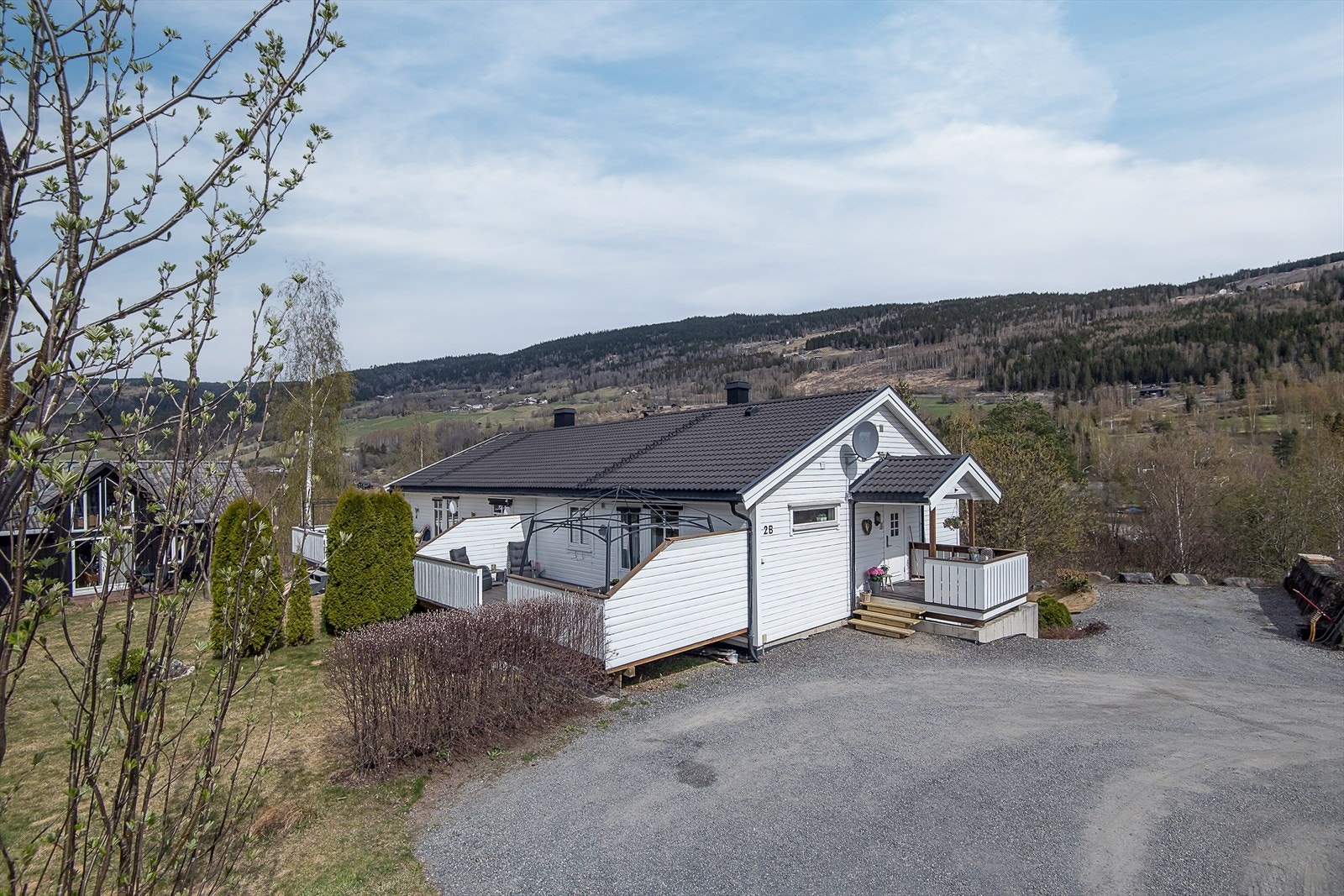 Velkommen til Einervegen 2B - En innholdsrik tomannsbolig i et attraktivt og barnevennlig boligområde Galleribilde