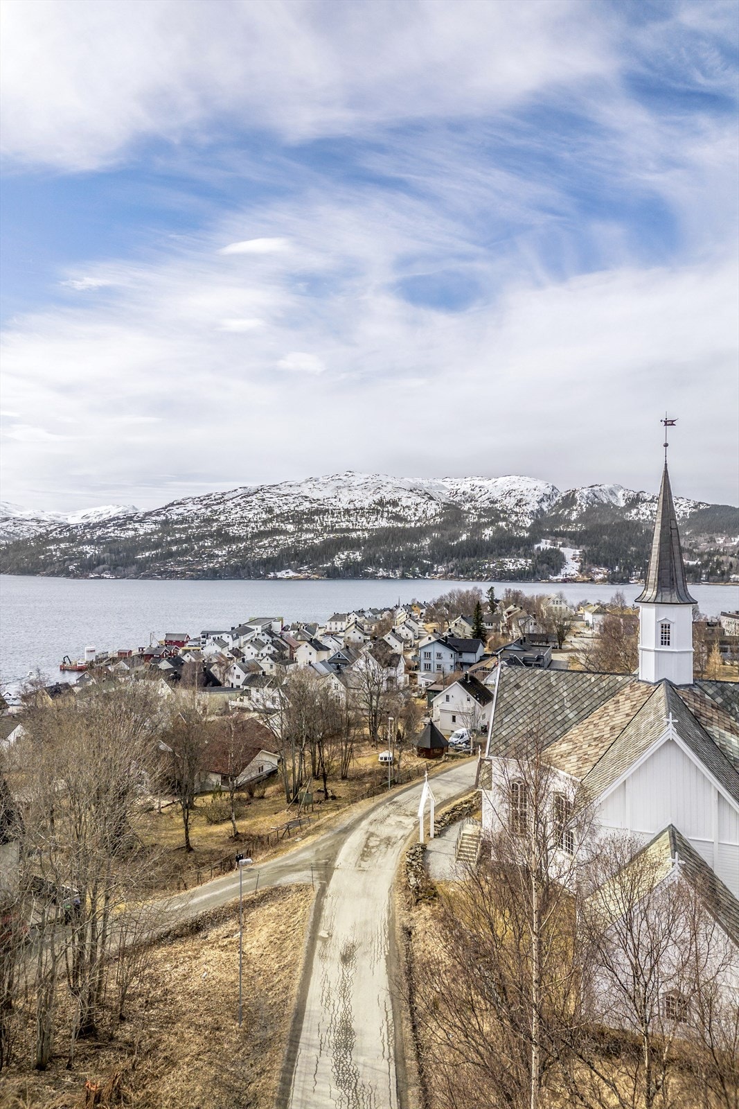 Bilde fra nærområdet på Hemnesberget. Galleribilde