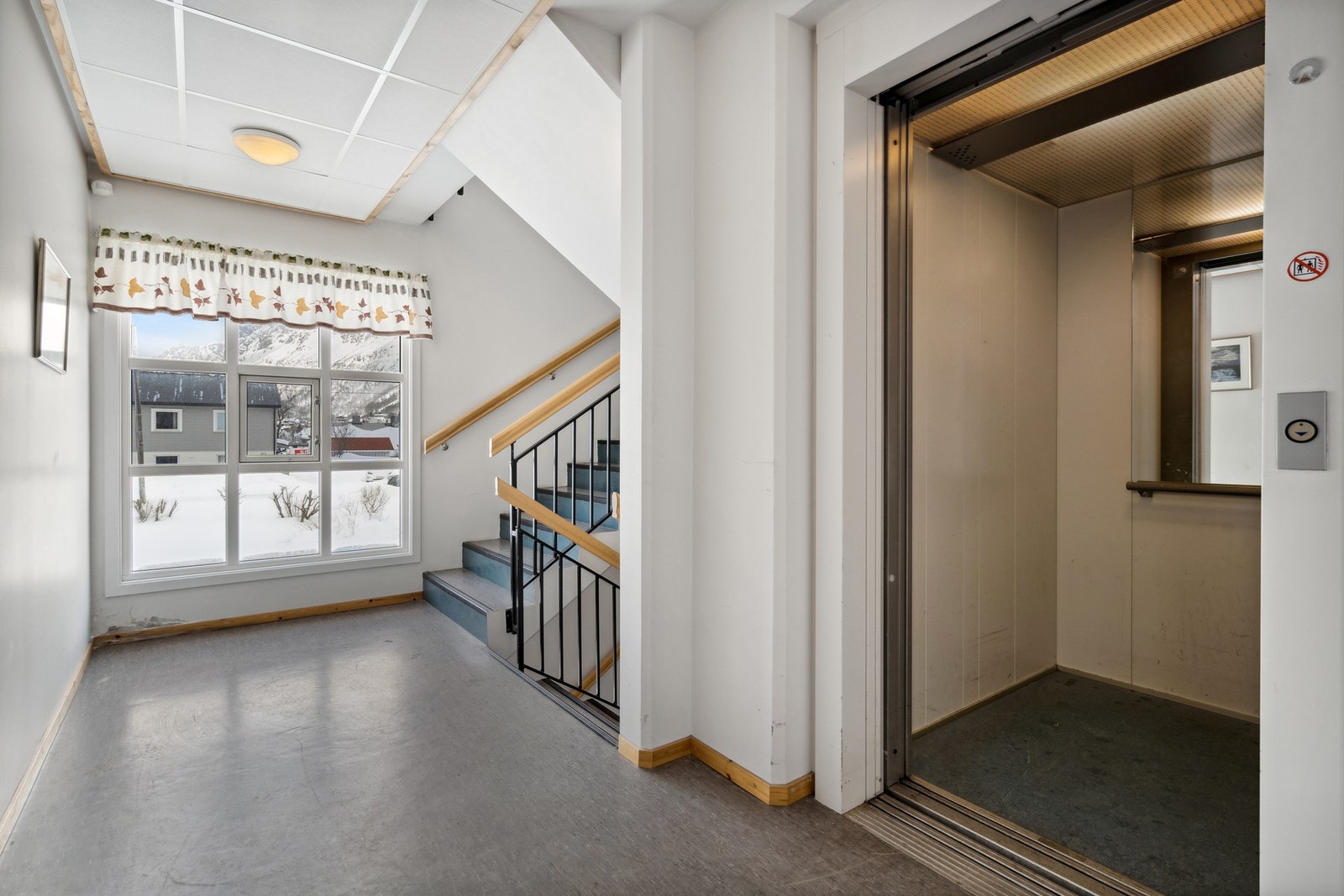 Trappeganger og heis i blokka Galleribilde