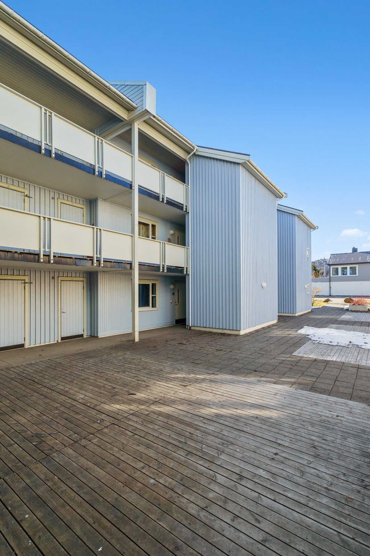 Åpne svalganger til leilighetene Galleribilde