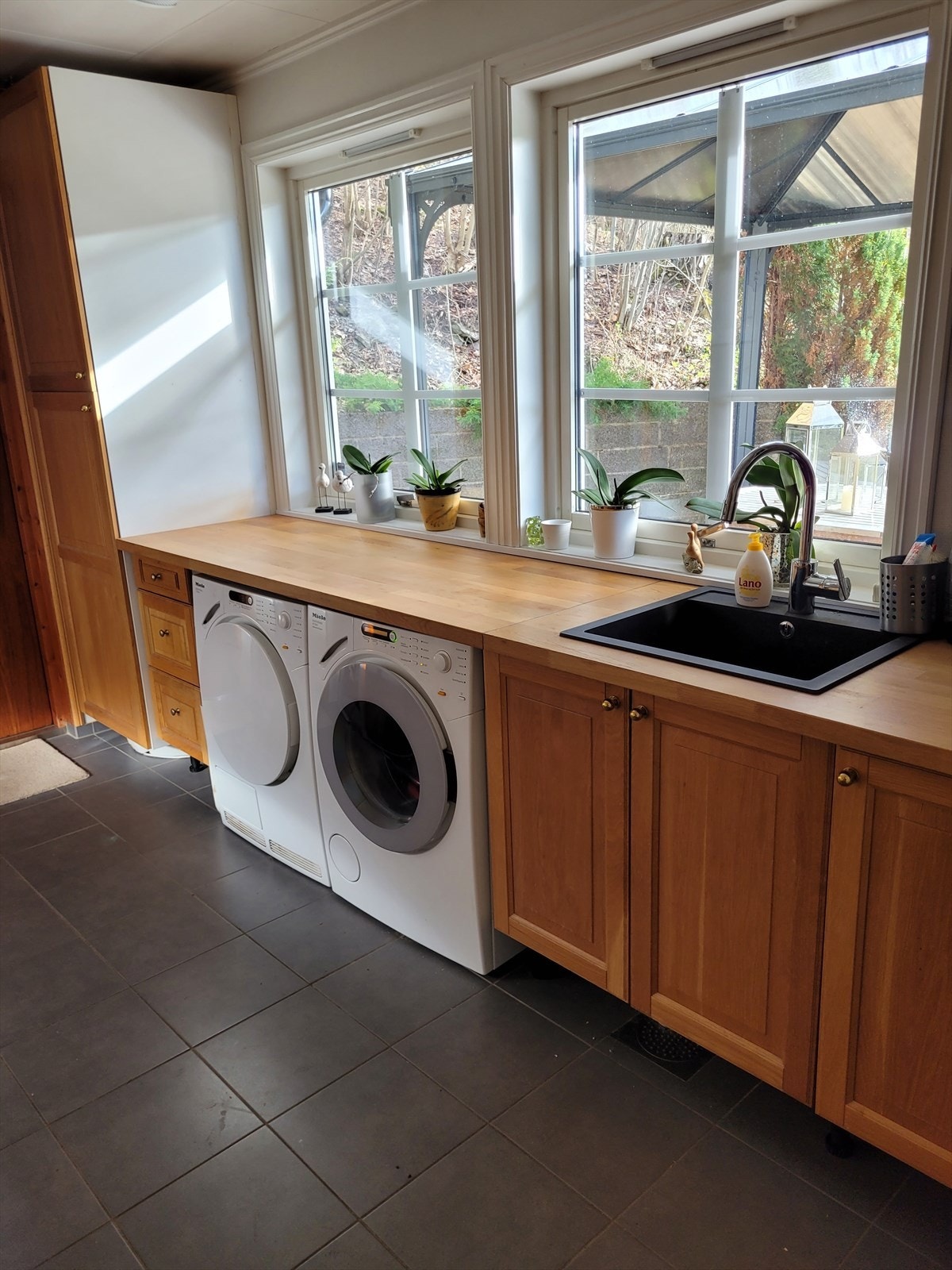 Vaskerom. Galleribilde