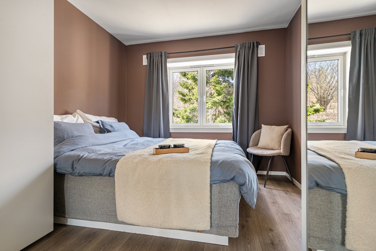 Leiligheten har to soverom, hvor begge er av god størrelse. Galleribilde