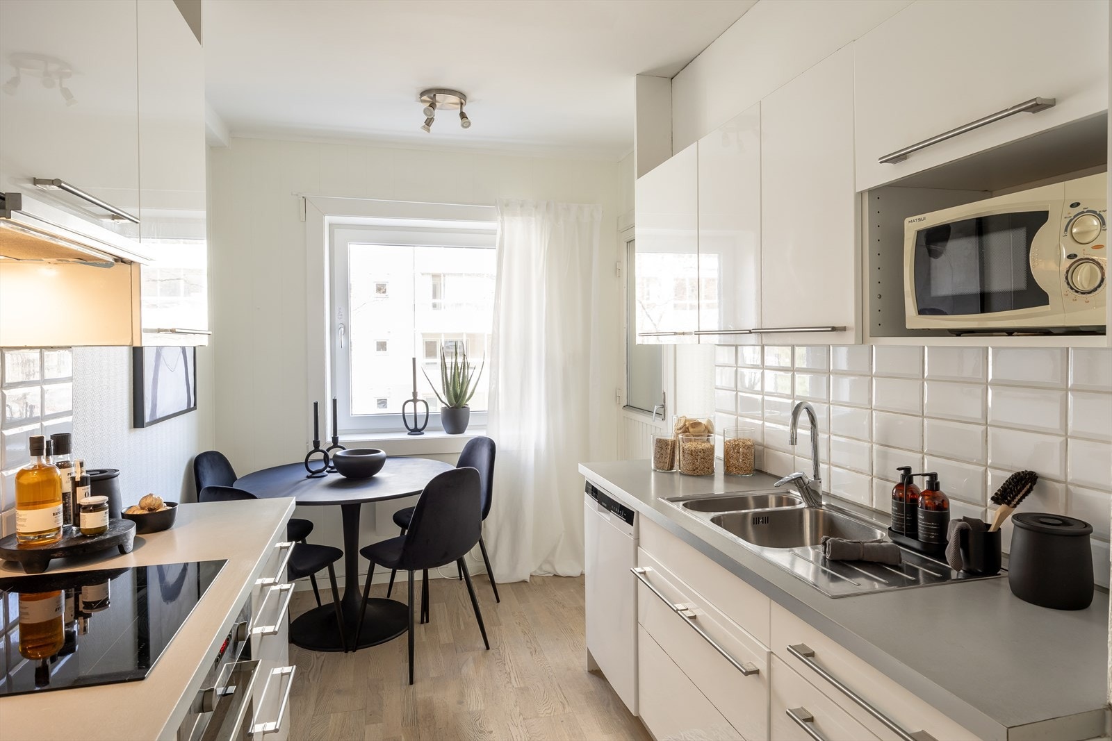 Leilighetens kjøkken har en størrelse på 11,5m². Galleribilde
