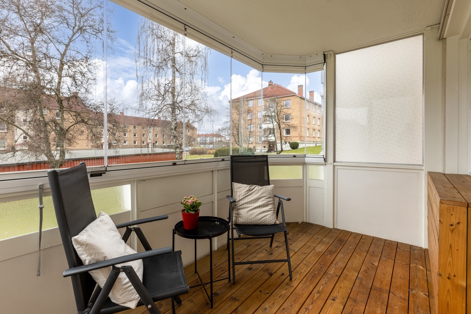 Løftet tregulv for maksimal utnyttelse av arealet Galleribilde