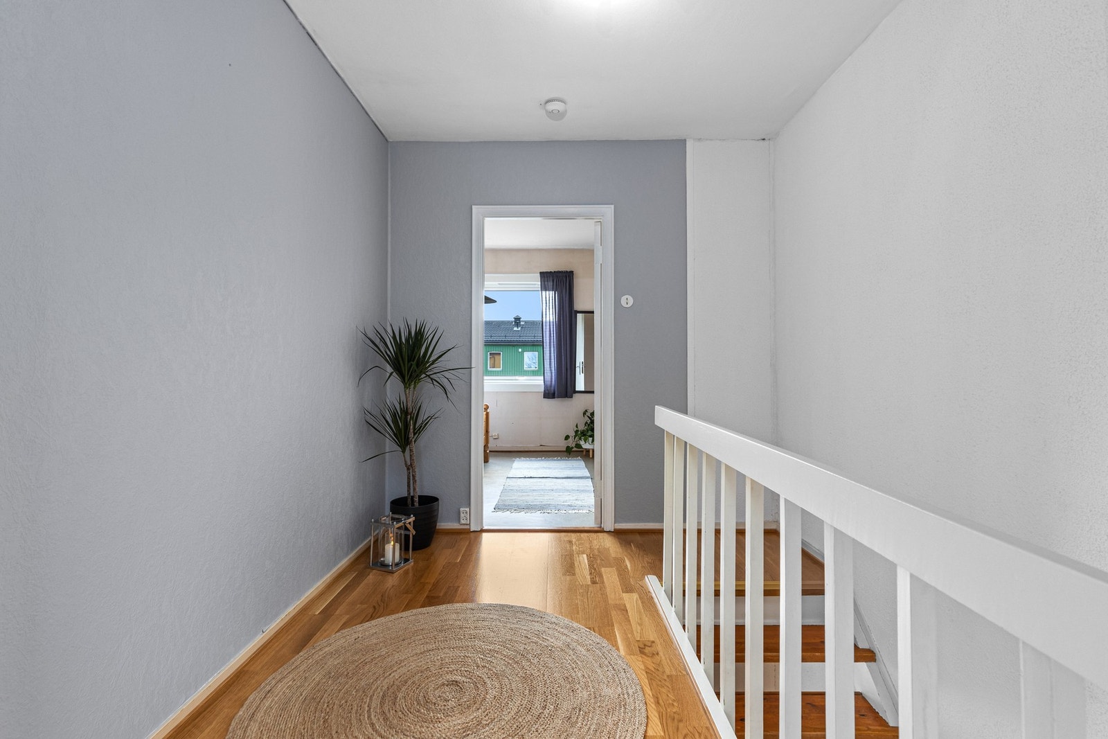 I 3. etasje finner du to soverom, gang, bad, toalettrom og bod Galleribilde