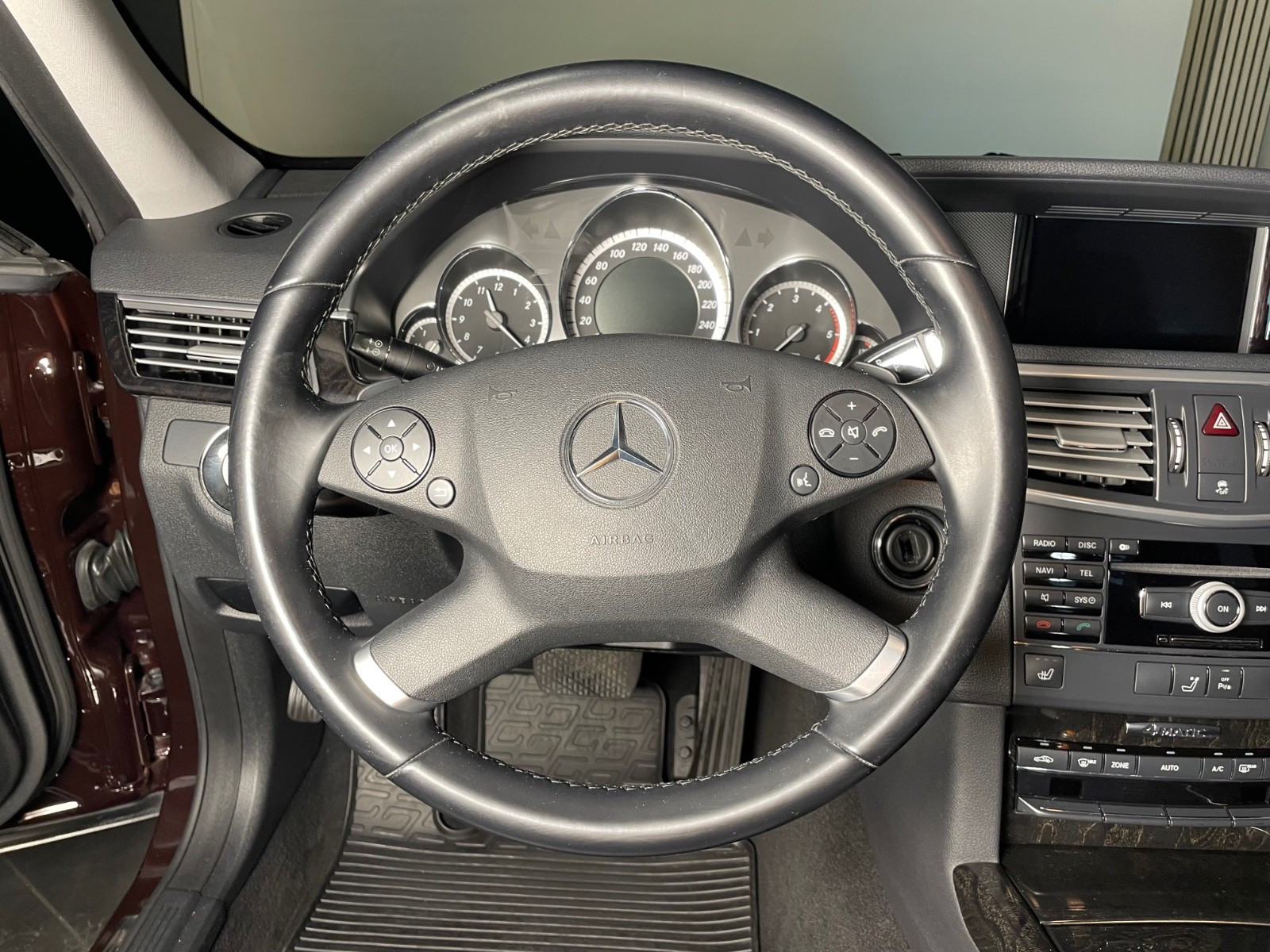 Hovedbilde av Mercedes-Benz E-Klasse