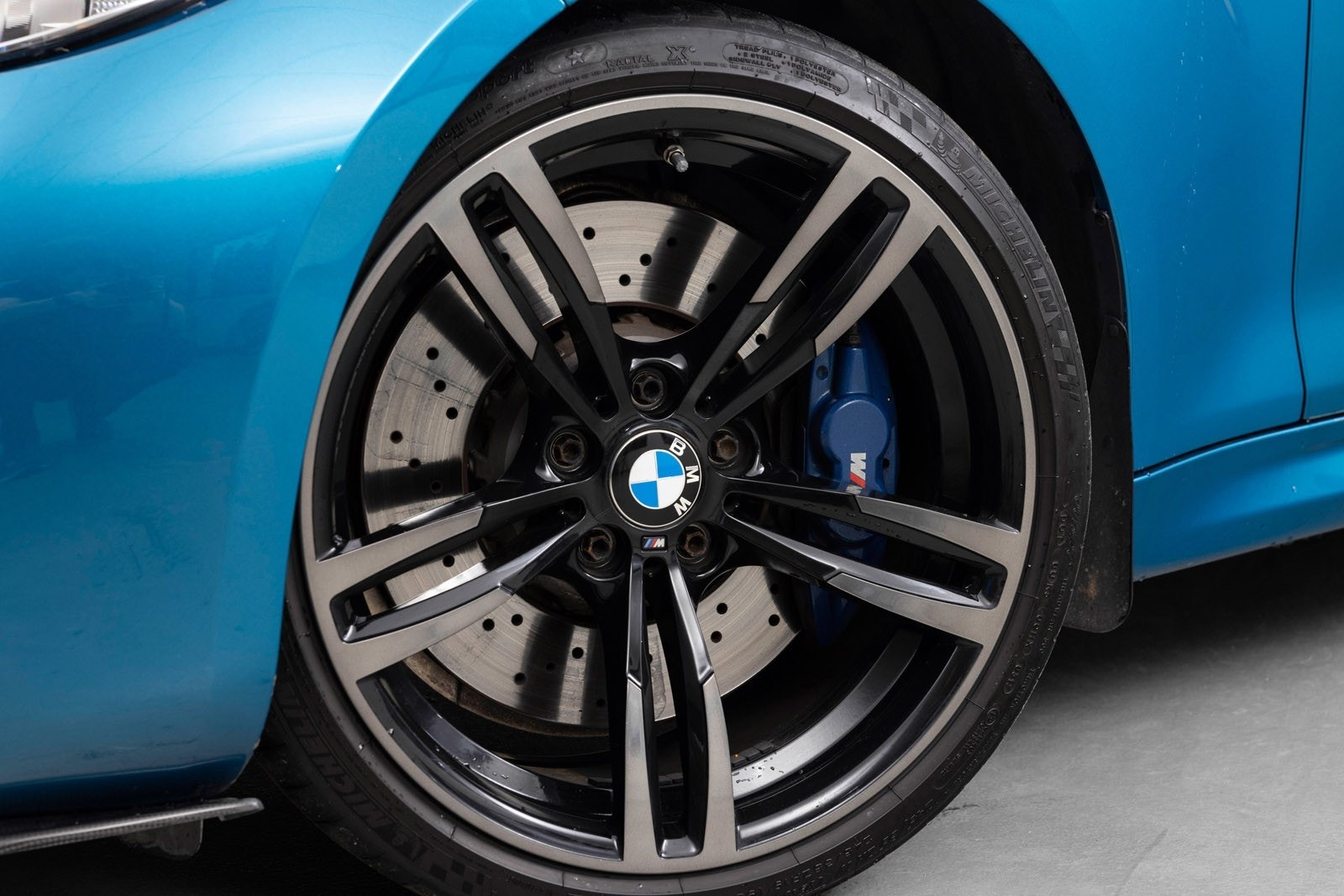 BMW M2 13