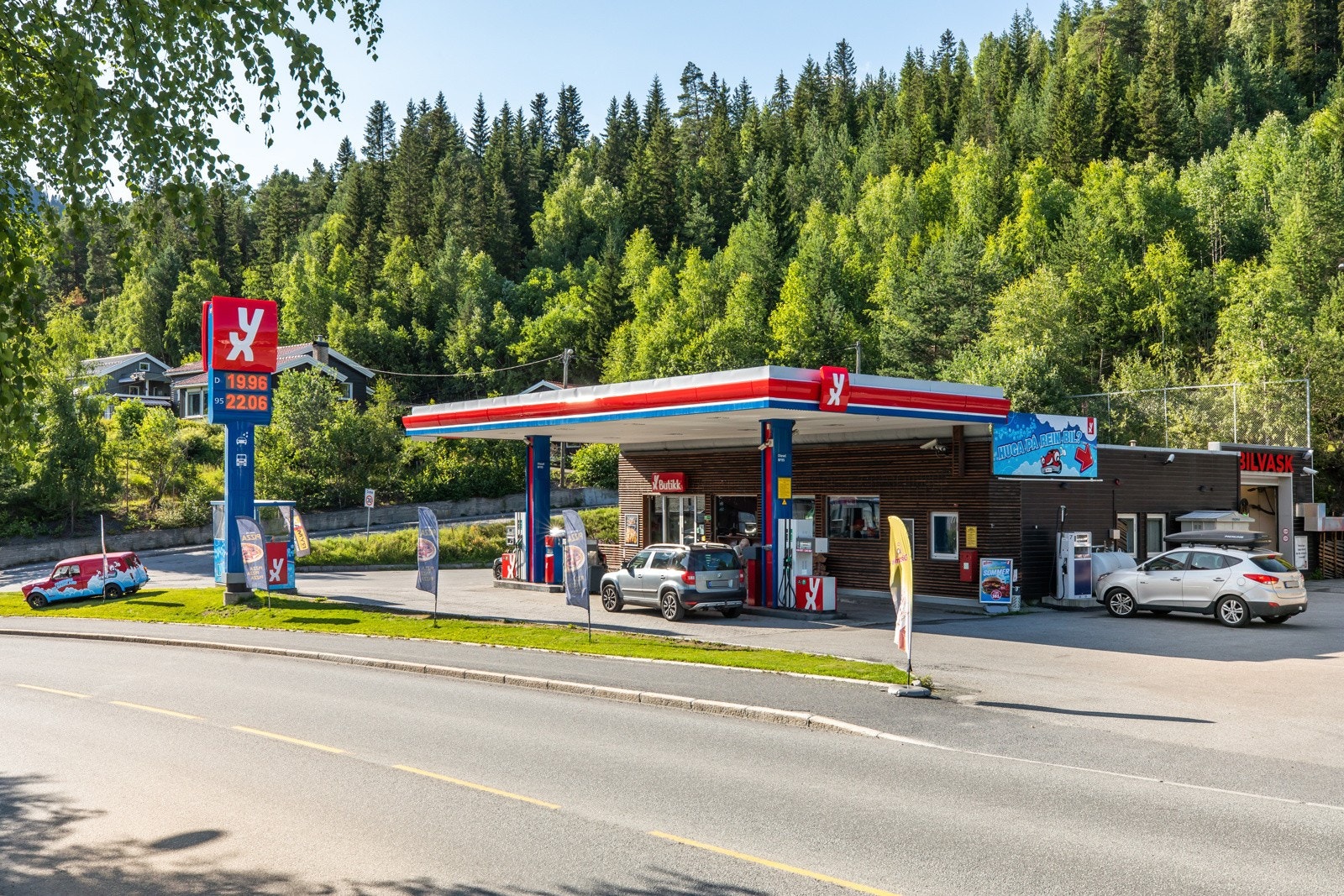 Stasjonen har et godt rykte, og her ligger alt til rette for å drive videre en allerede veldrevet bensinstasjon. Galleribilde