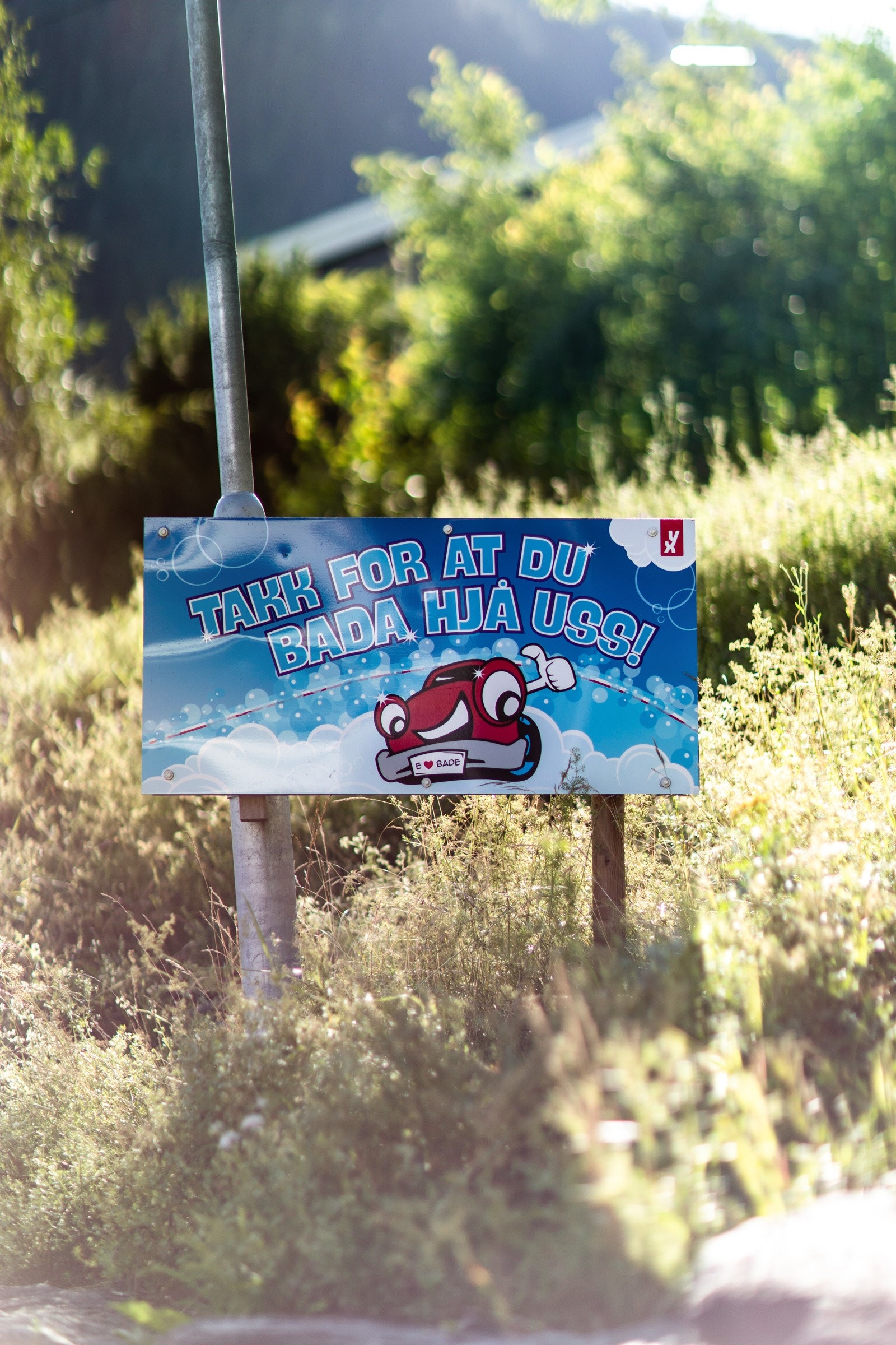 Hos YX Fagernes (Fagernes Bilbadeland AS) ble det nylig montert ny bilvaskemaskin. Galleribilde