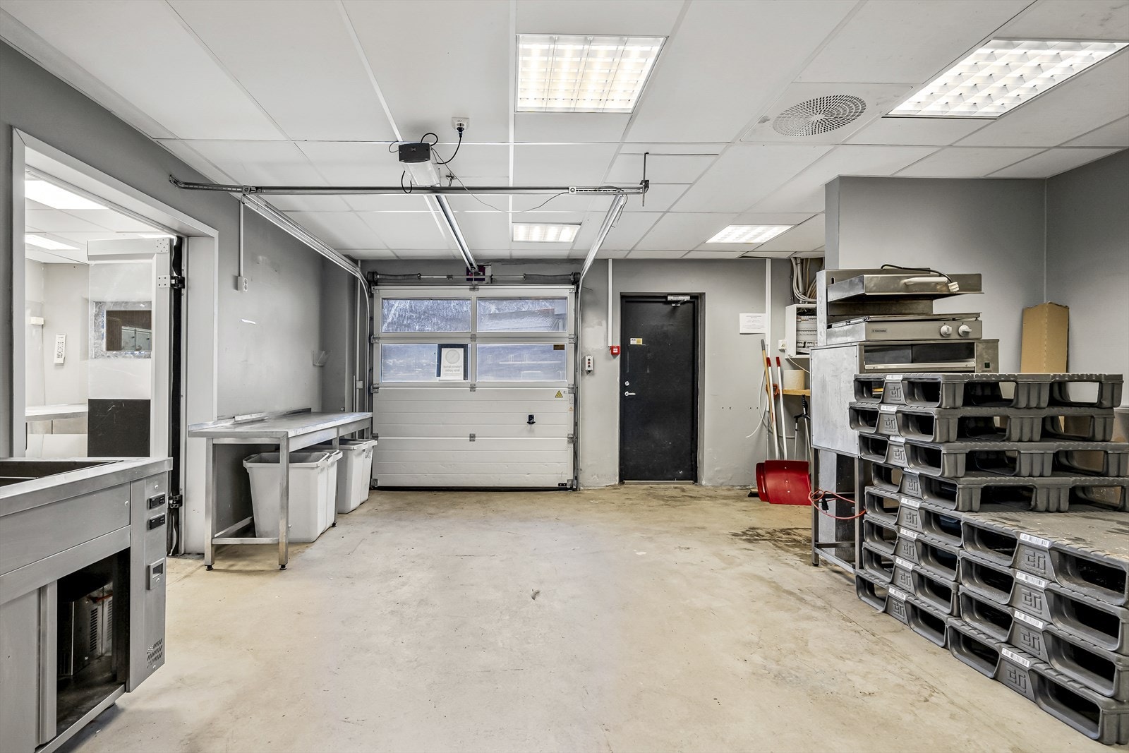 Varemottak. Galleribilde