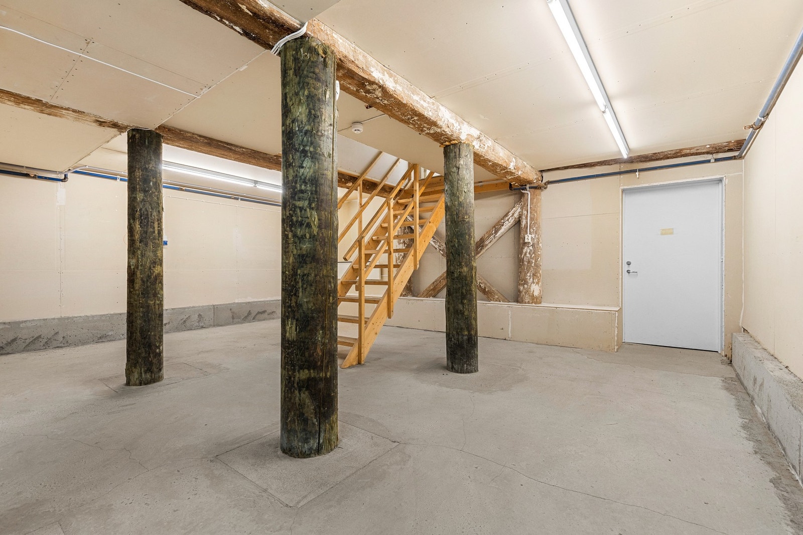 Mulighet for varelevering fra kanalen gjennom sameiets fellesareal Galleribilde