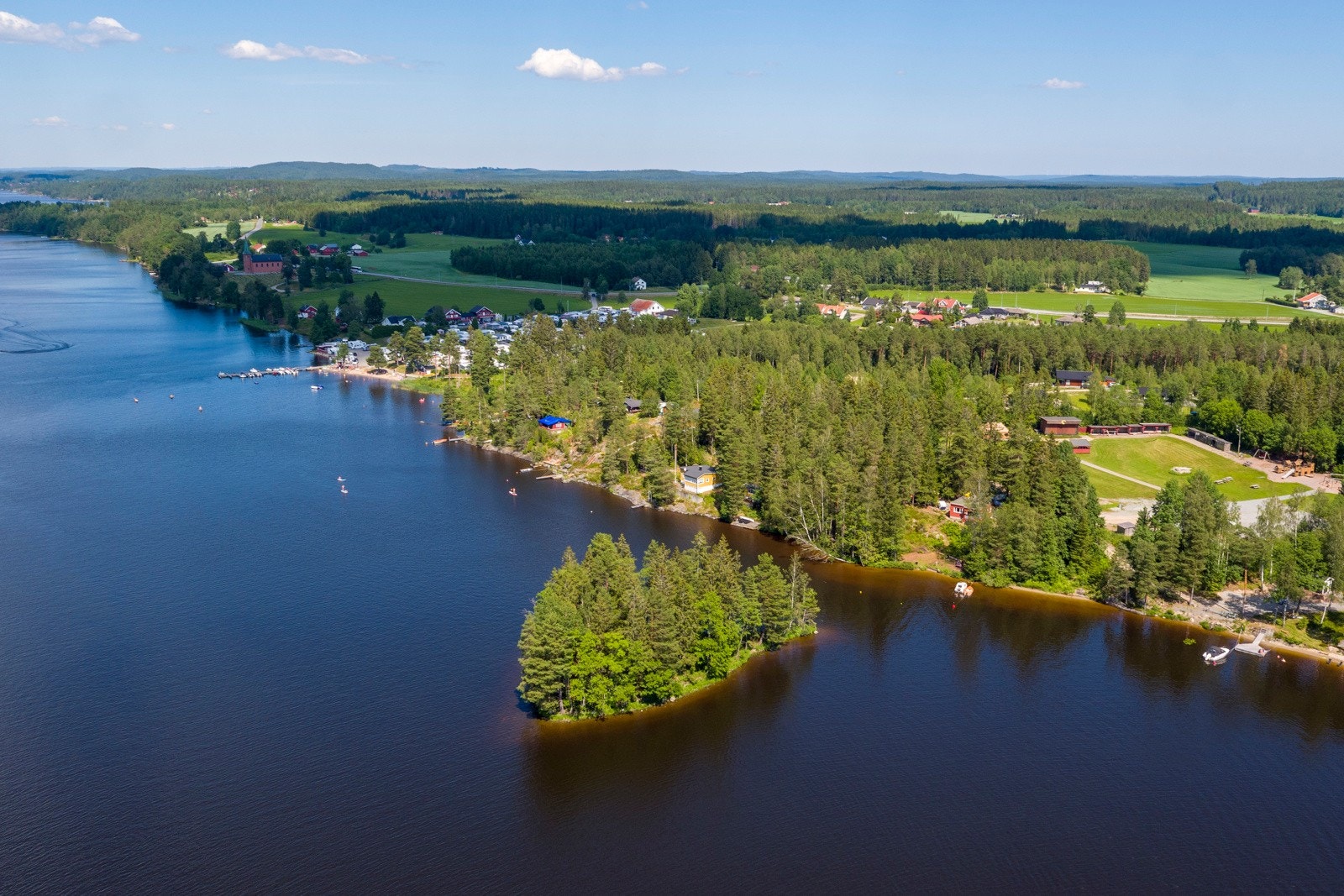 Campingplassen selges med egen øy, Gullholmen og strandlinje. Galleribilde