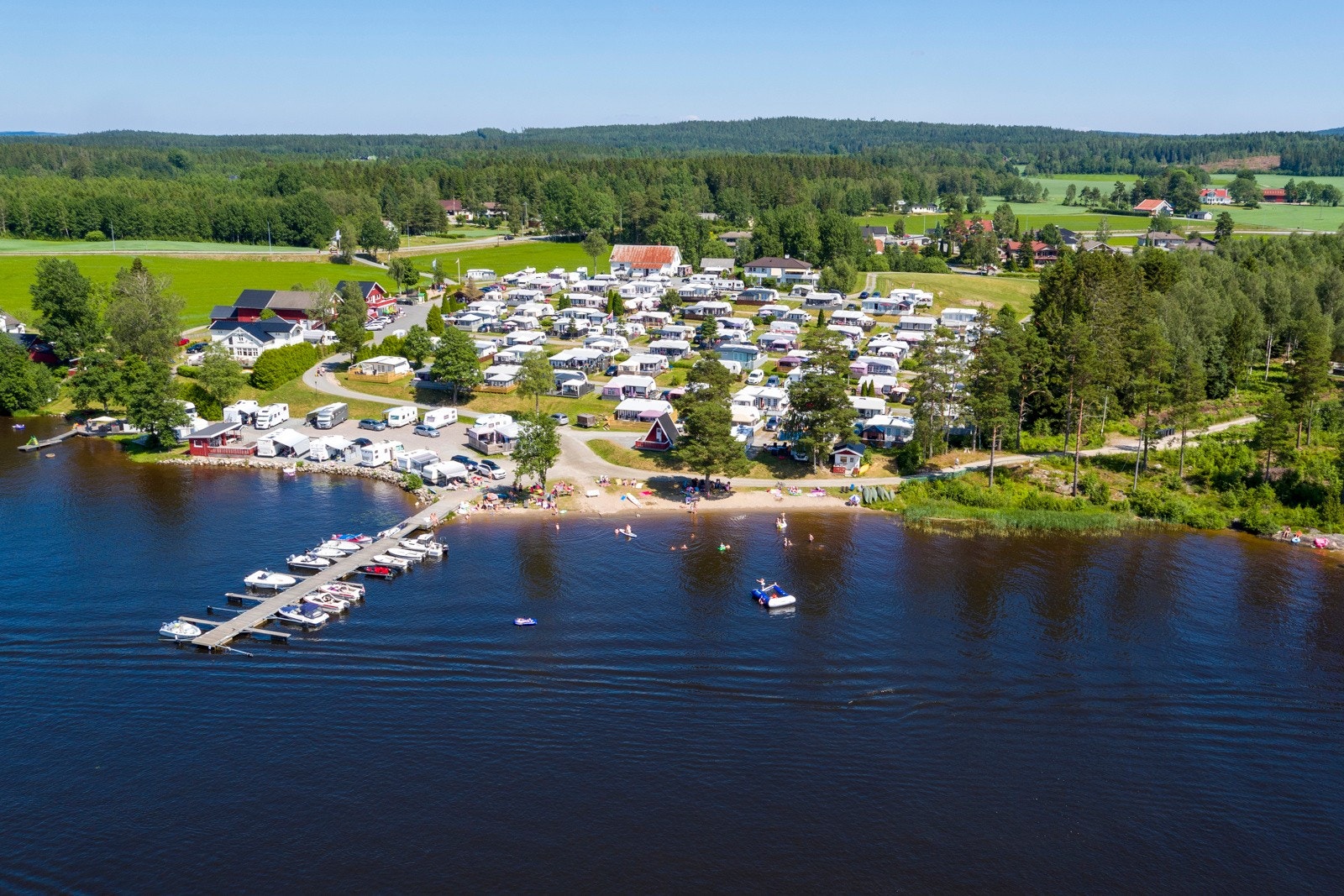 Velkommen til Kirkeng Camping! Østfold eneste 4 stjerners camping, en perle langs Haldenvassdraget Galleribilde