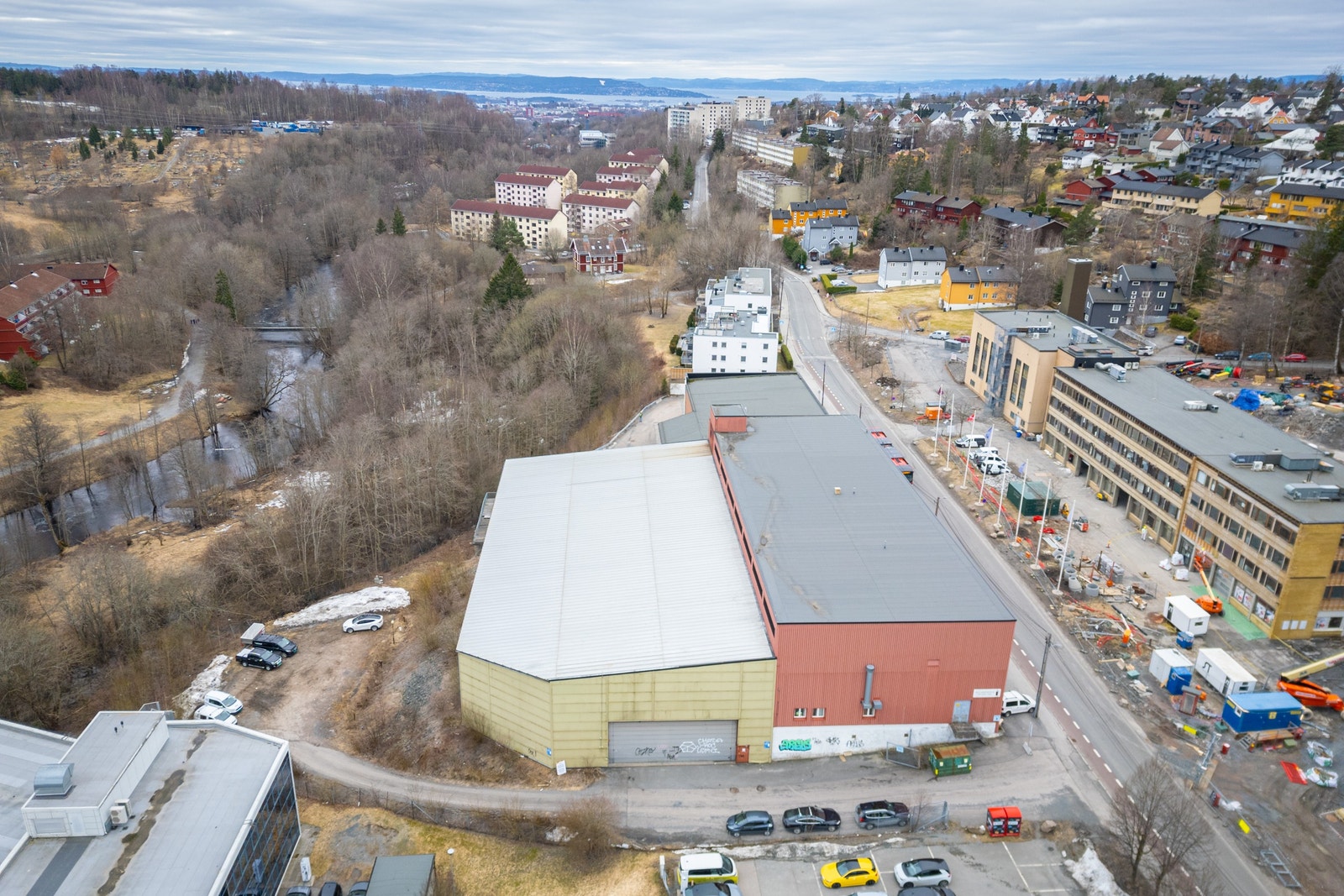 Sentral beliggenhet i Frysjaparken Galleribilde