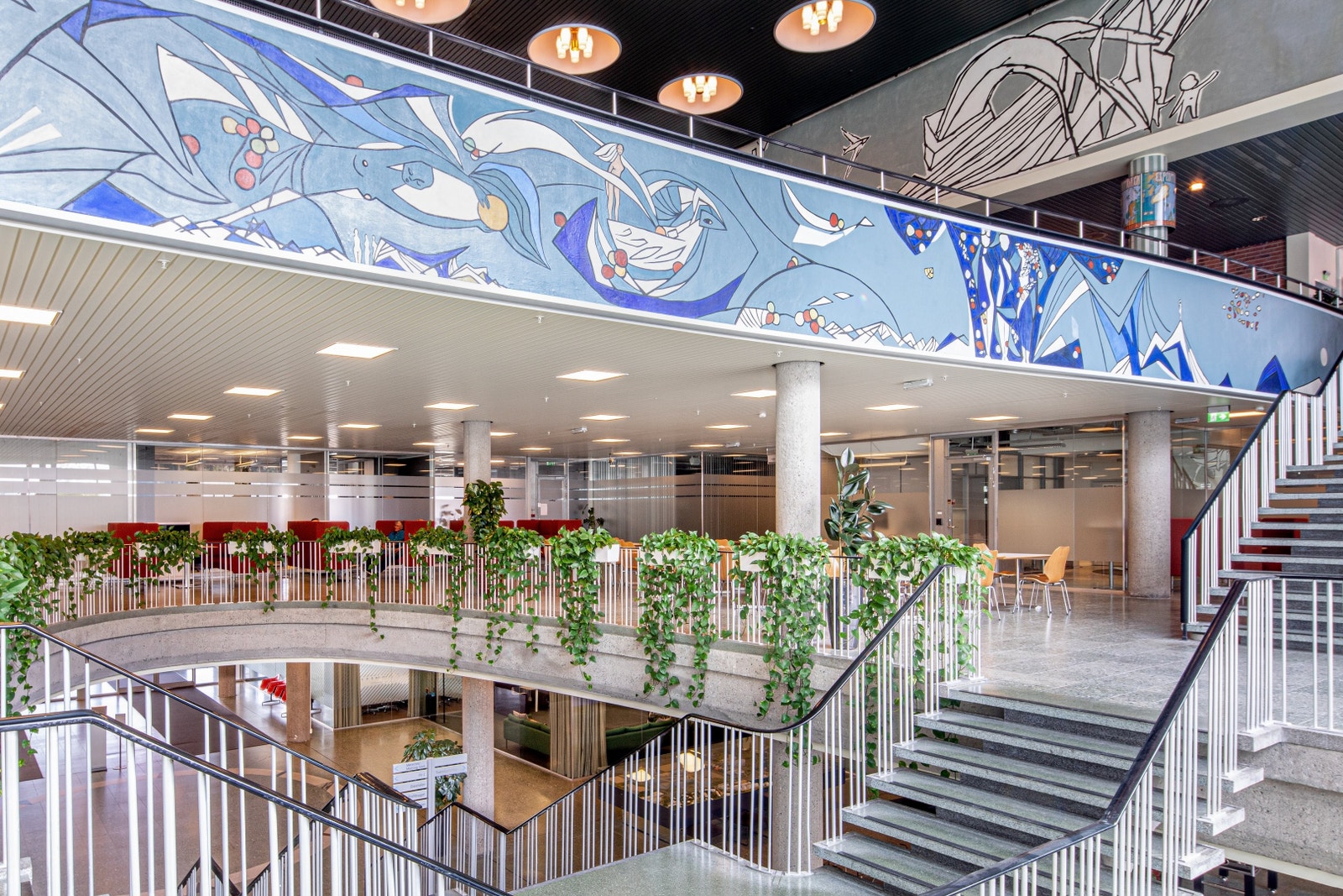 Den velkjente og verneverdige Kai Fjell hallen Galleribilde