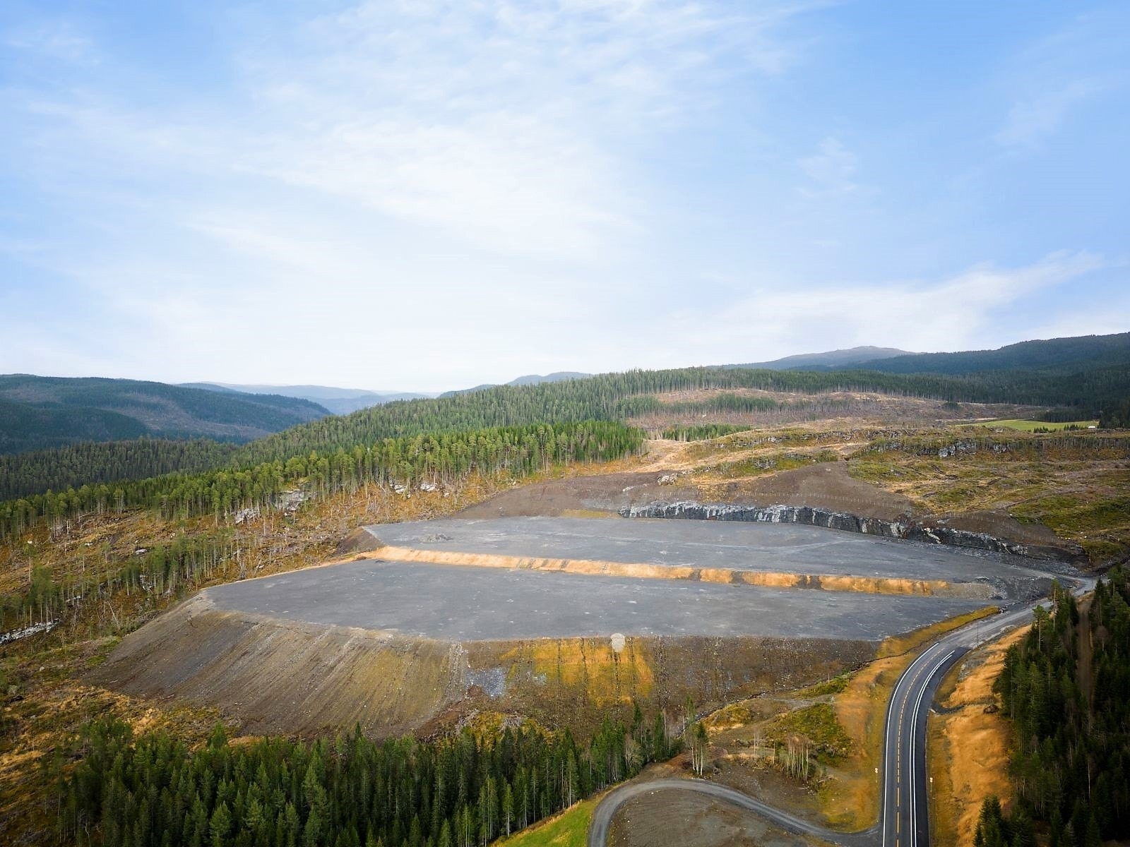 Støren Sør - 85 mål ferdig regulert og opparbeidet næringsareal bygd på fjell. Galleribilde