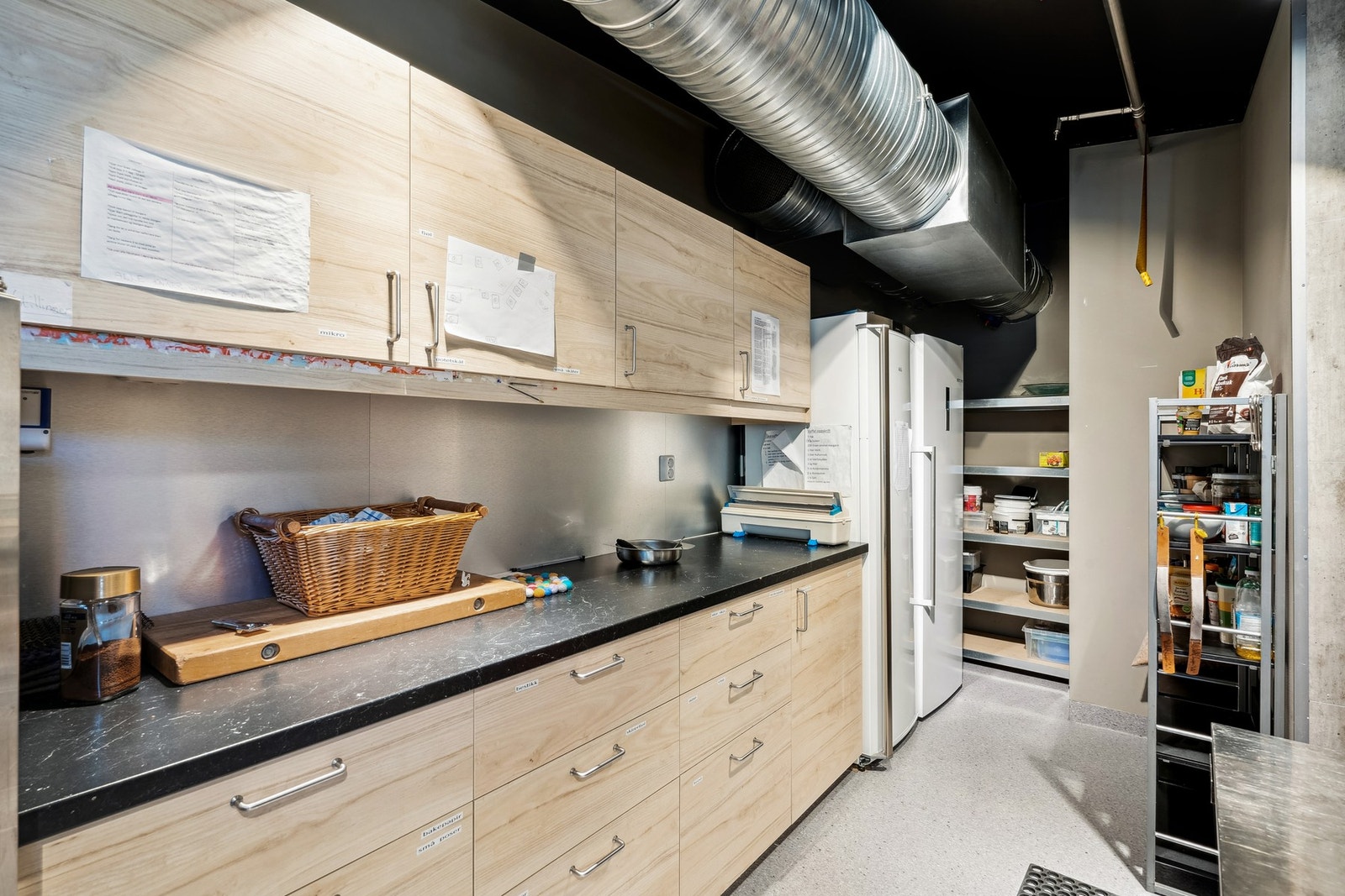 Gode kvalitetsvarer er brukt i kjøkkenet. Galleribilde