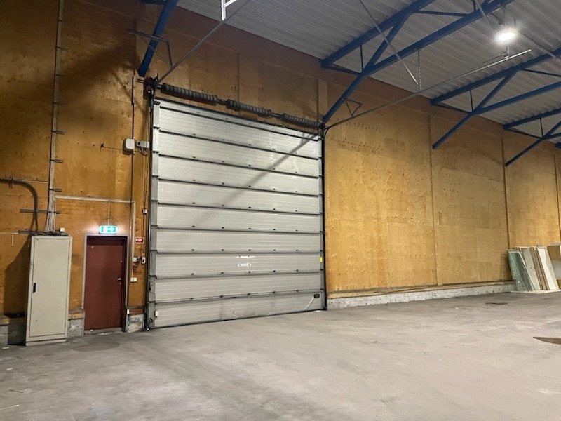 Porten er ca. 5,5 meter høy. Galleribilde