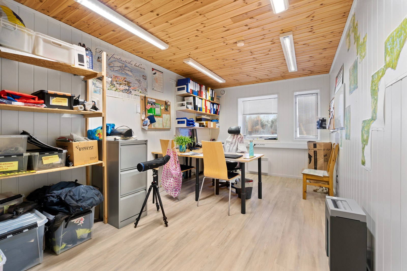 Kontor. Galleribilde