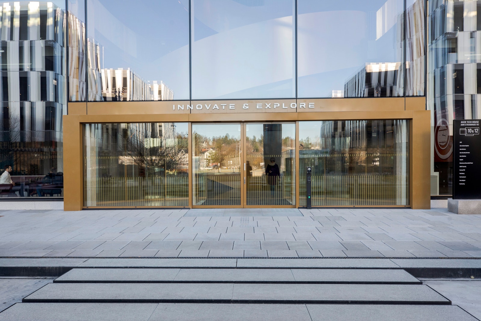 Inngangsparti - Aker Tech House Galleribilde