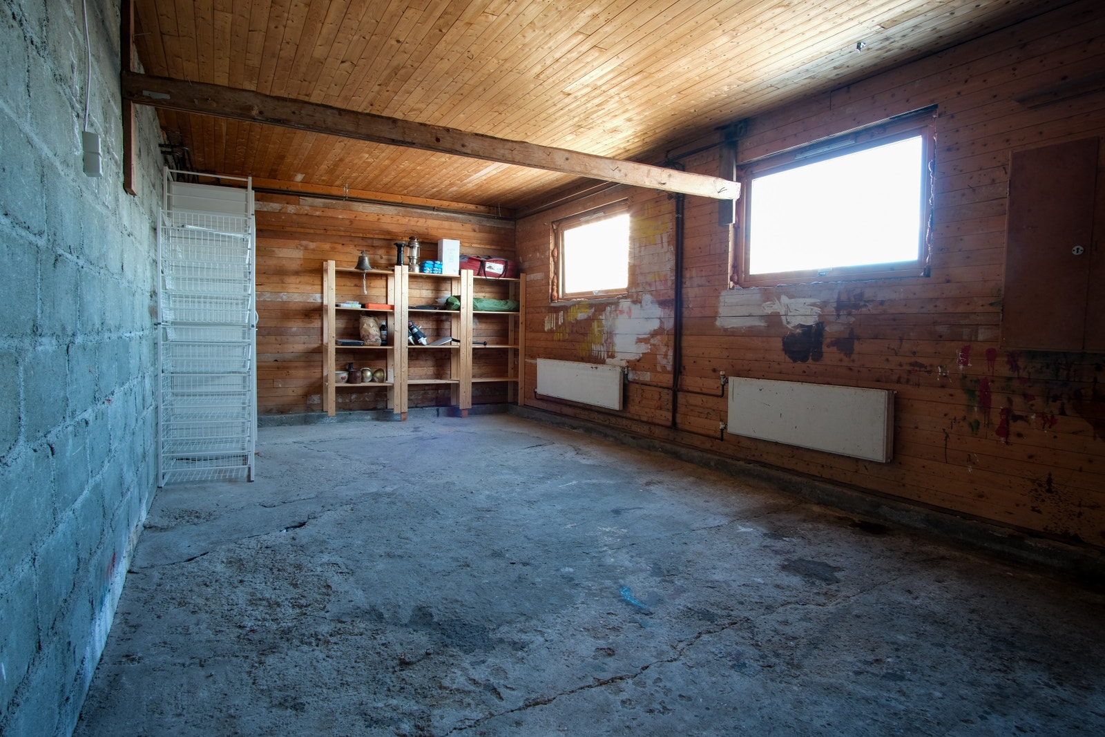 Stort rom i kjelleren med mange muligheter. Galleribilde