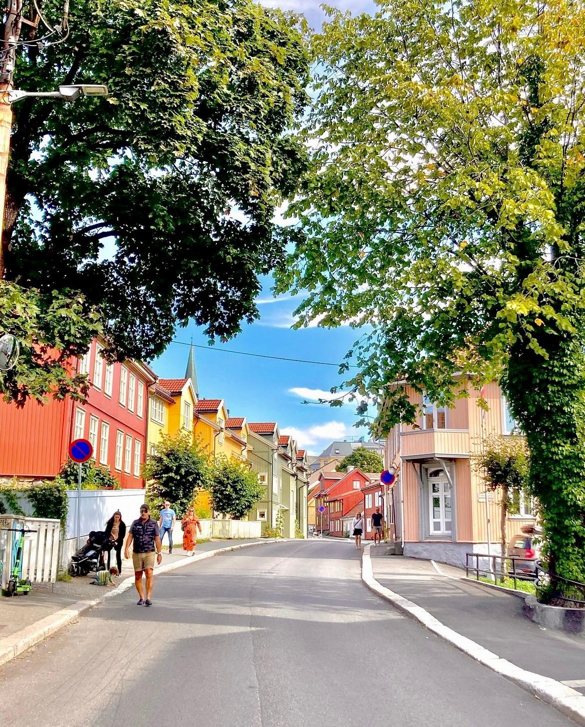 Koselig nabolag med god atmosfære Galleribilde