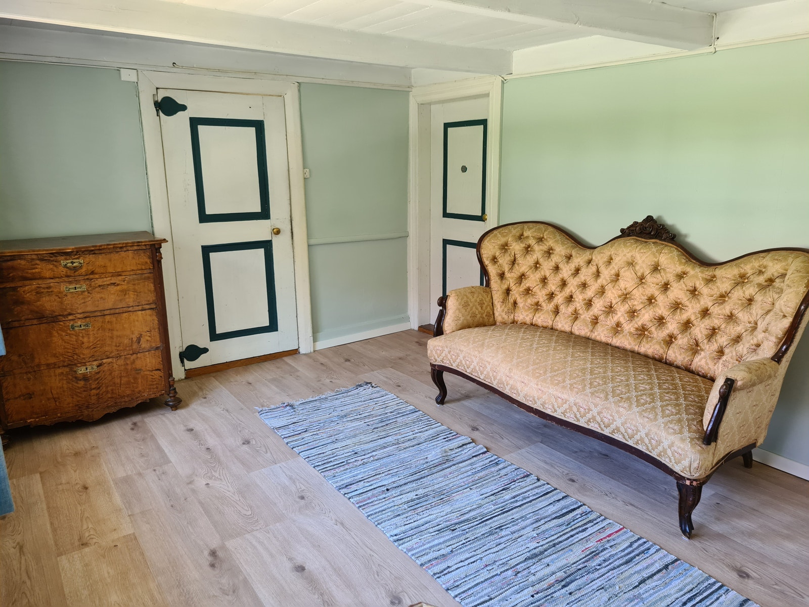 Stua oppe. Galleribilde