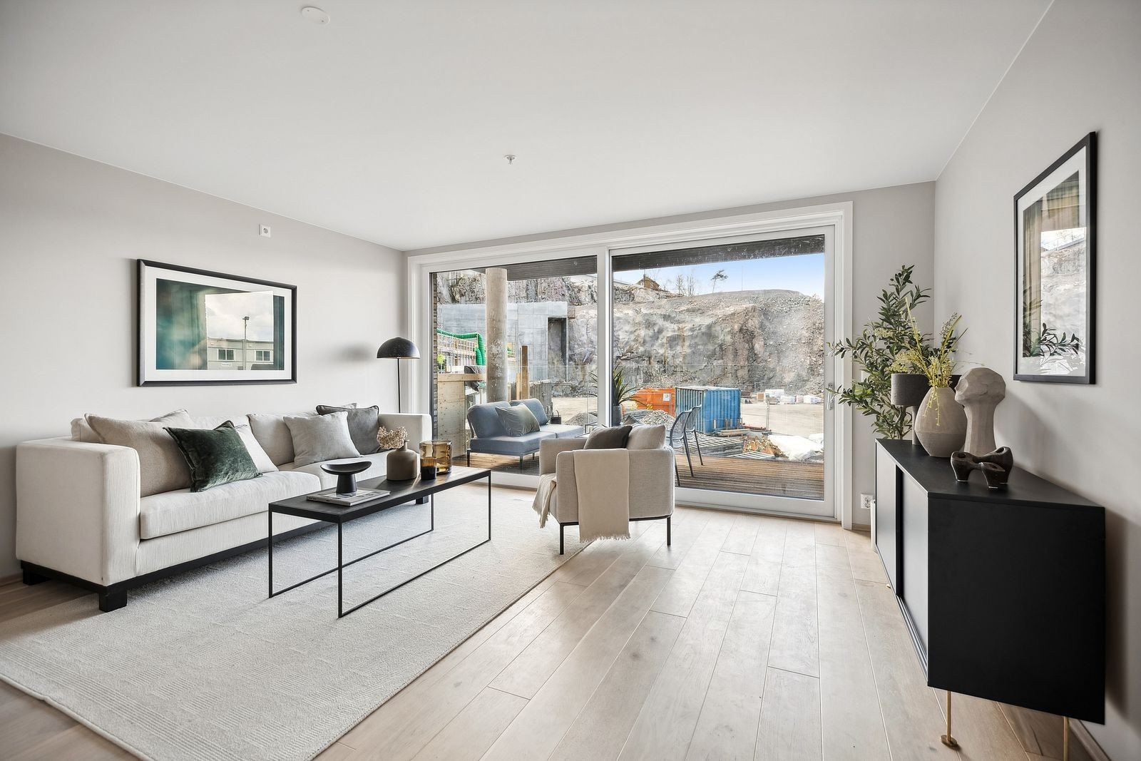 Alle bildene er fra vår visningsleilighet E101. Se prospekt for planløsning, leveransebeskrivelse og romskjema på hver leilighet. Galleribilde