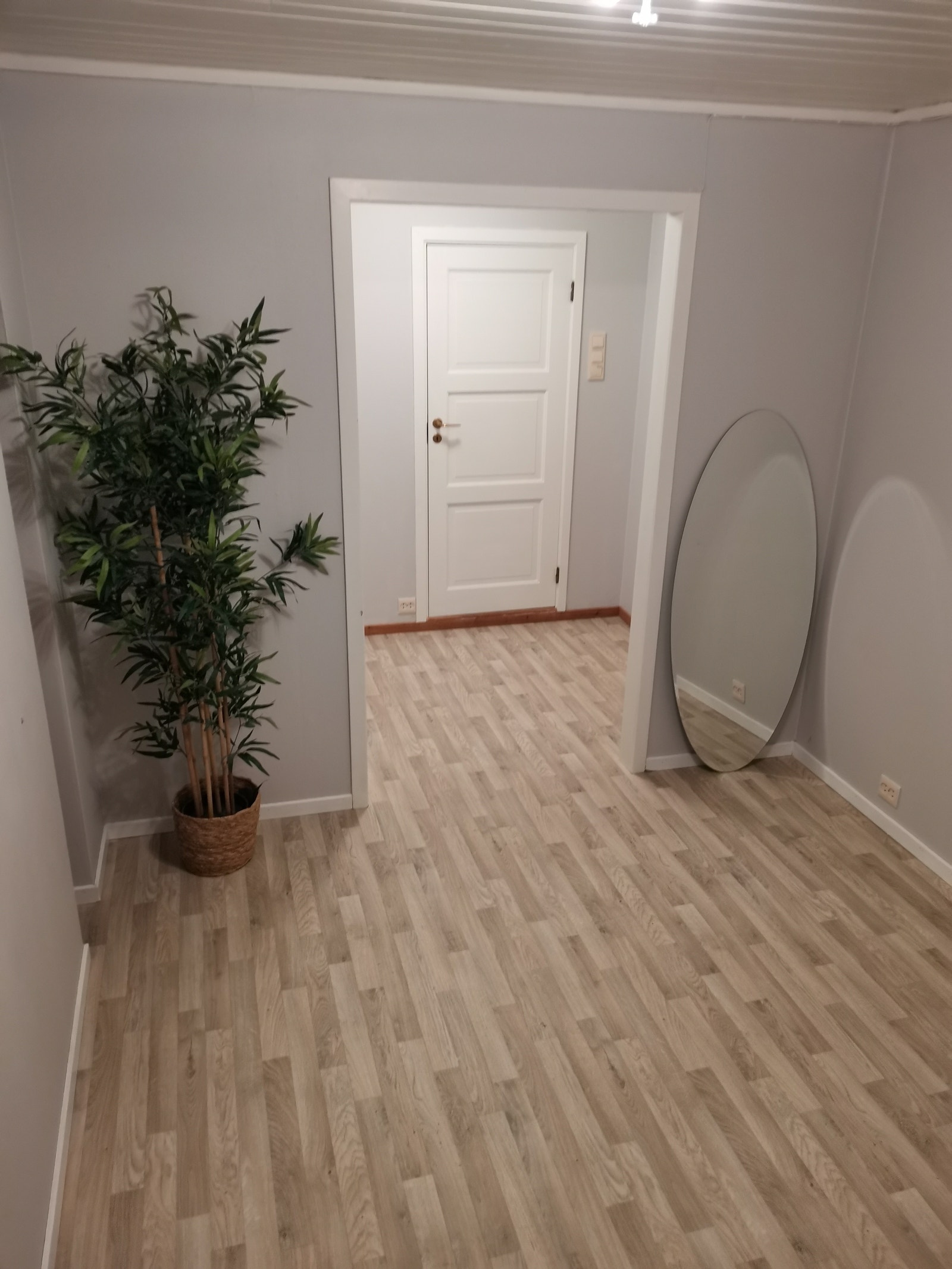 Gang, god plass til oppbevaring Galleribilde