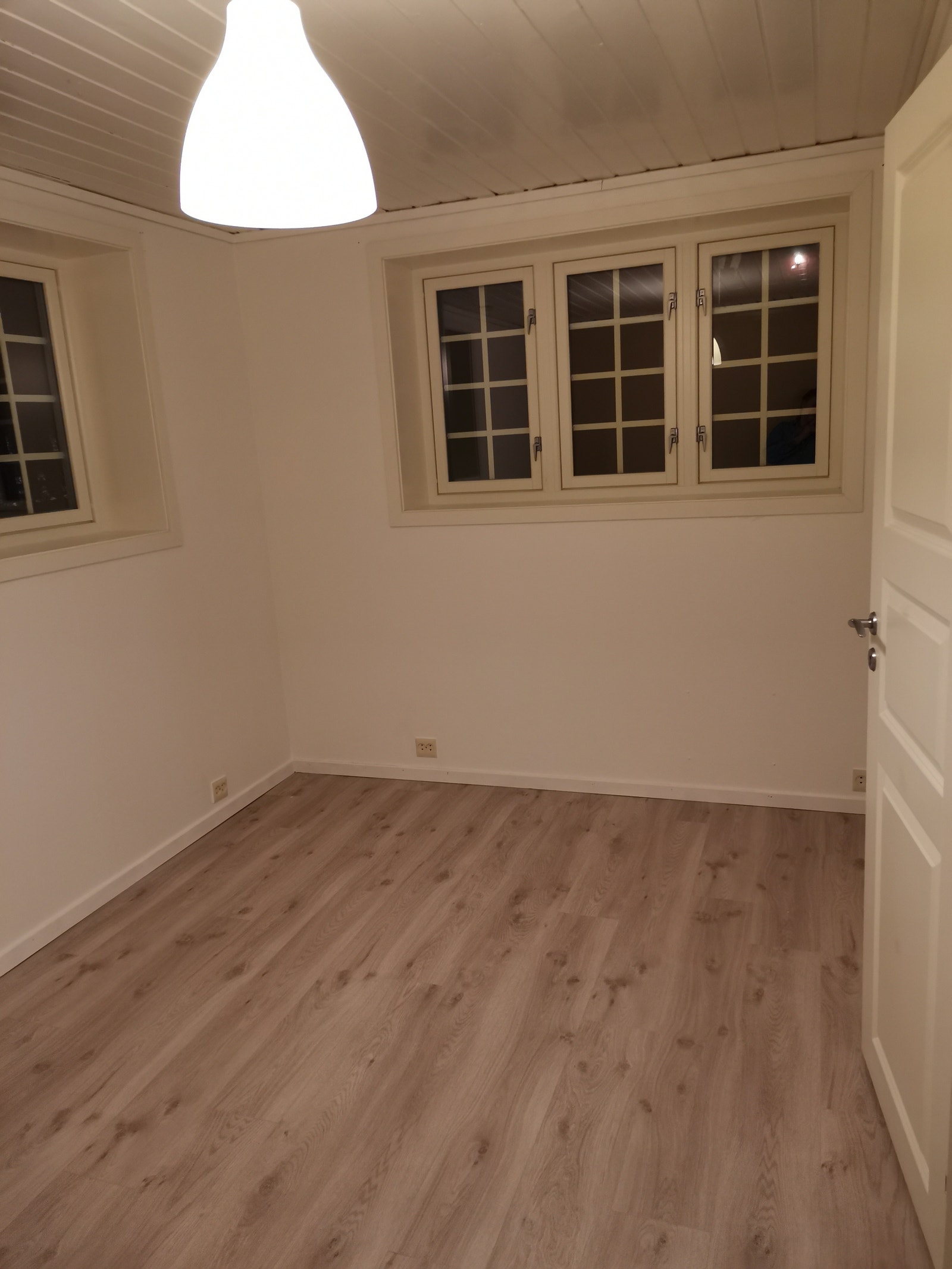 Rom 1 gult, bilde 2 Galleribilde