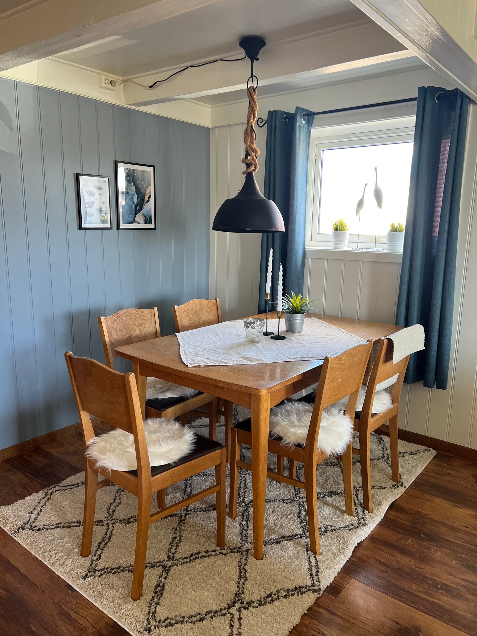 Spisesalong stue. Galleribilde