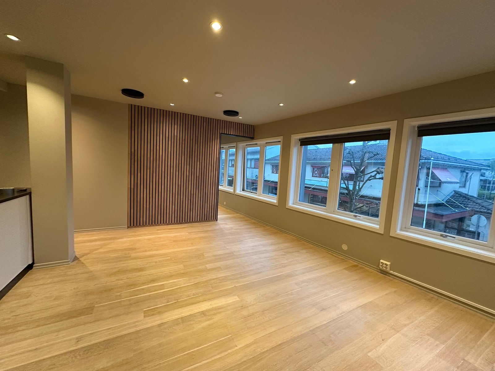 Stue/kjøkken Galleribilde