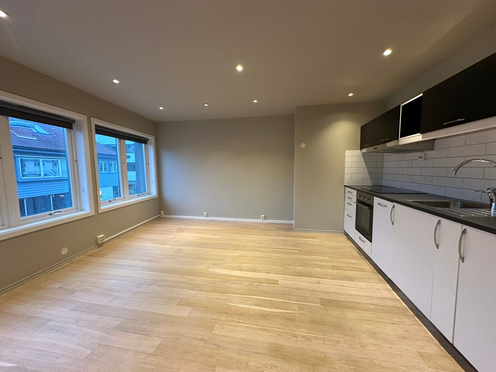 Stue/kjøkken Galleribilde