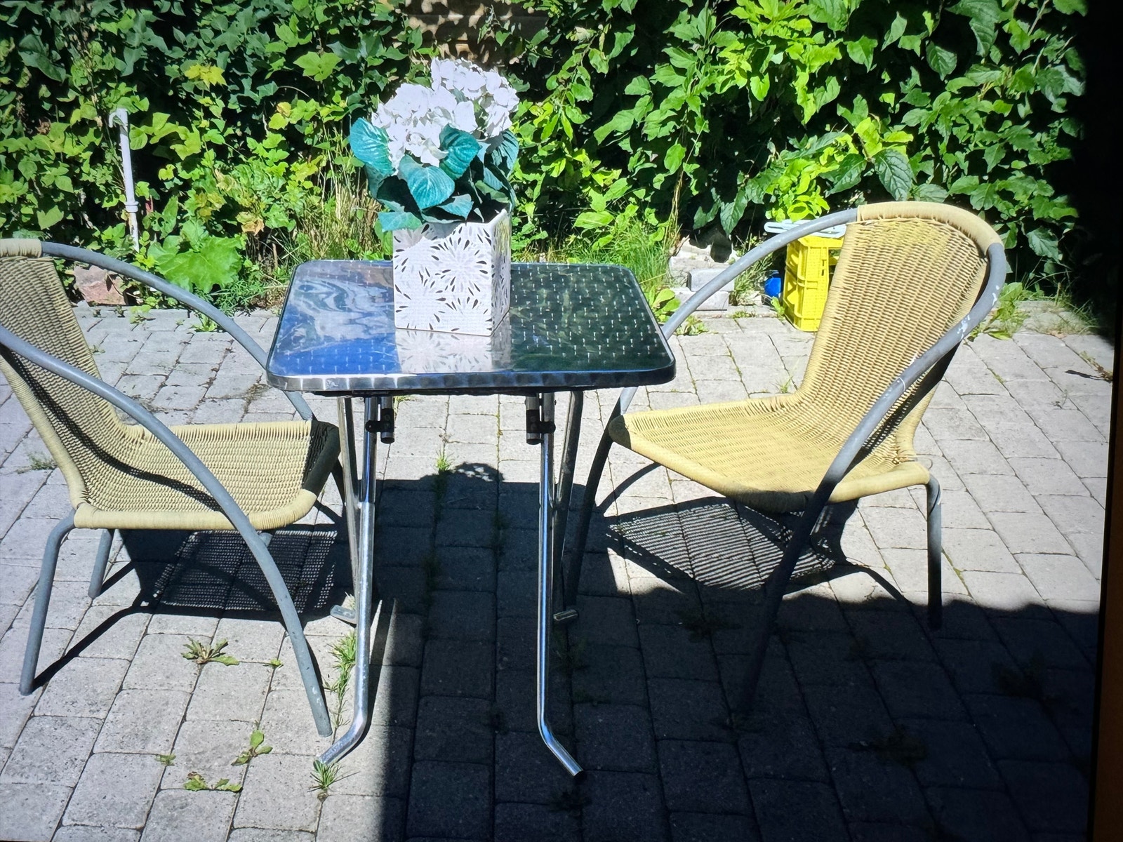 Uteplass Galleribilde