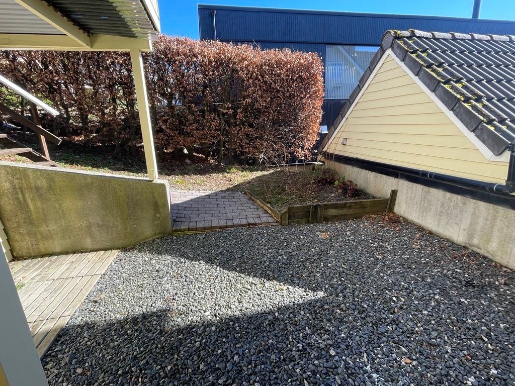 solrik uteplass Galleribilde